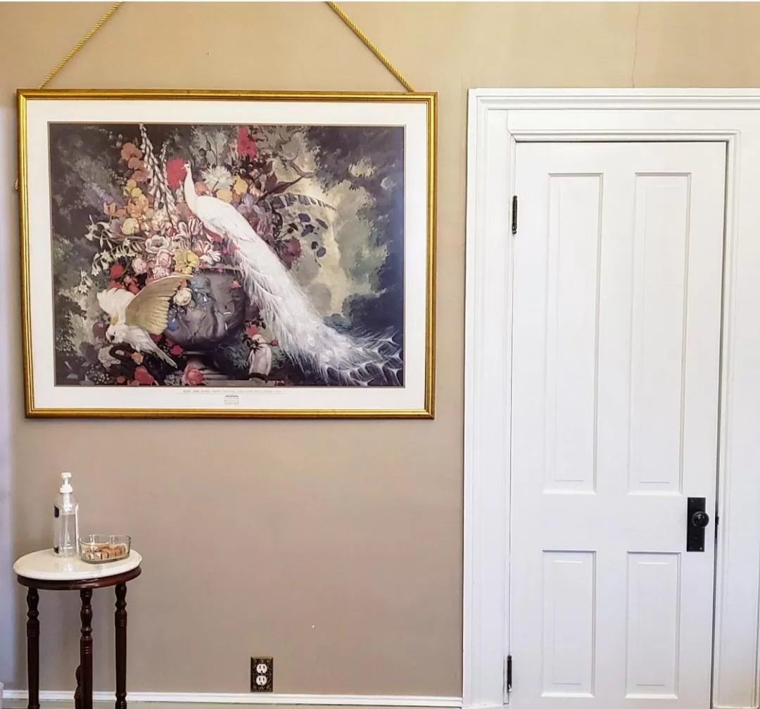 Decorative detail in South Court Inn