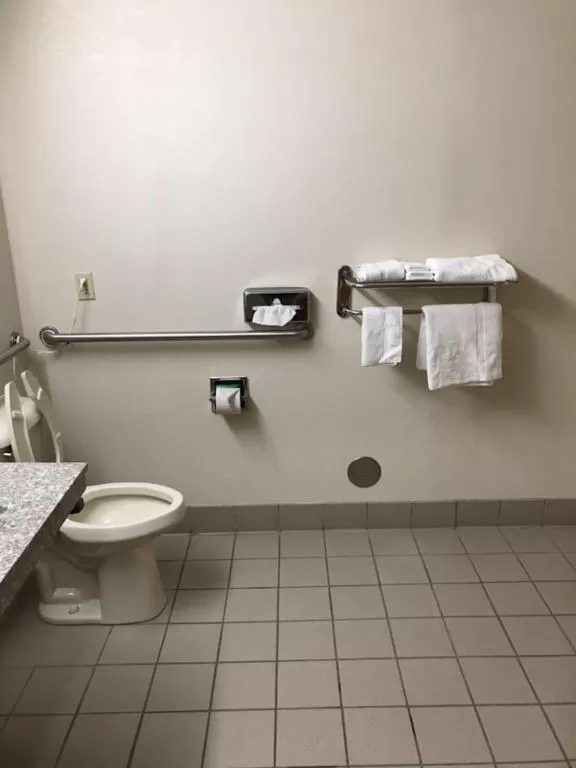 Quality Inn Clinton-Knoxville North