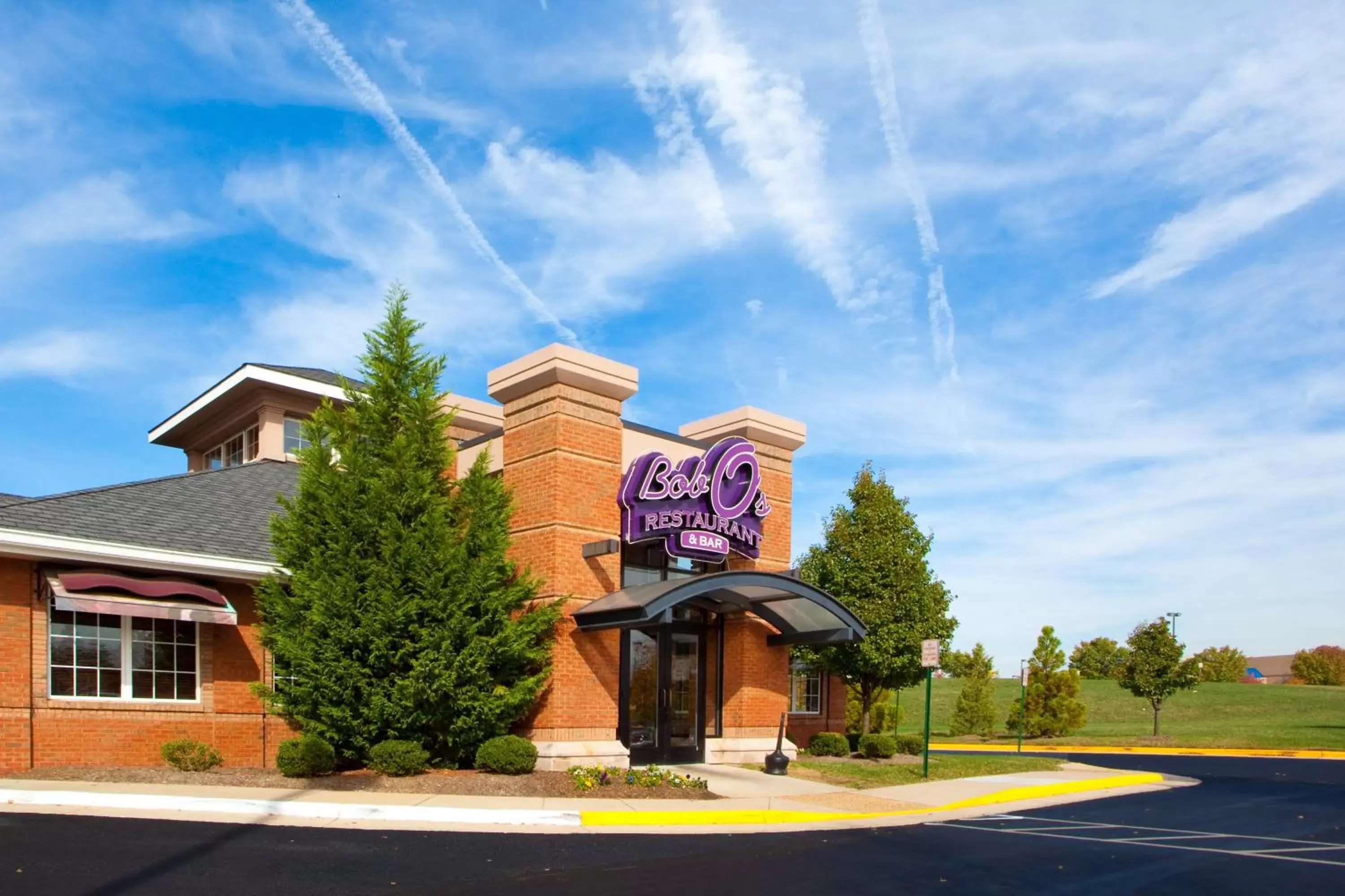 Restaurant/places to eat, Property Building in Holiday Inn Chantilly-Dulles Expo Airport, an IHG Hotel