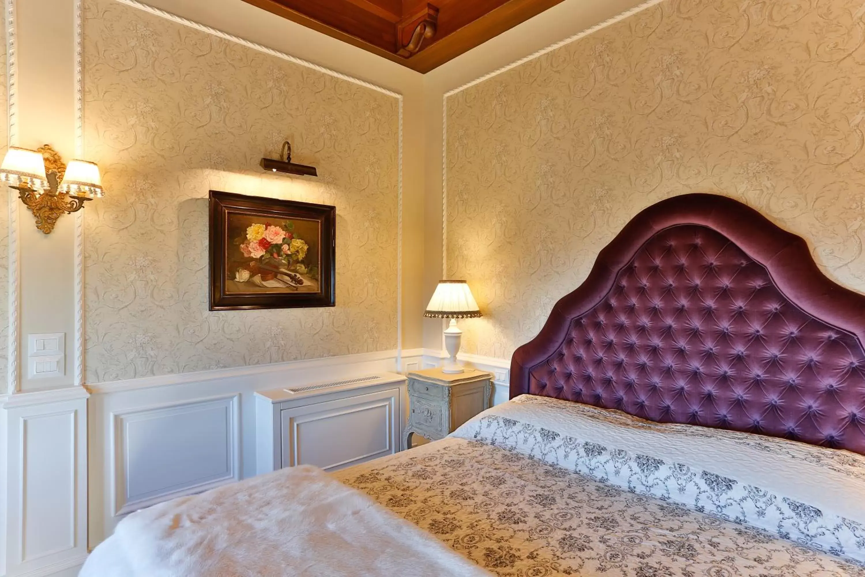 Bed in Villa Le Fontanelle - Residenza d'Epoca