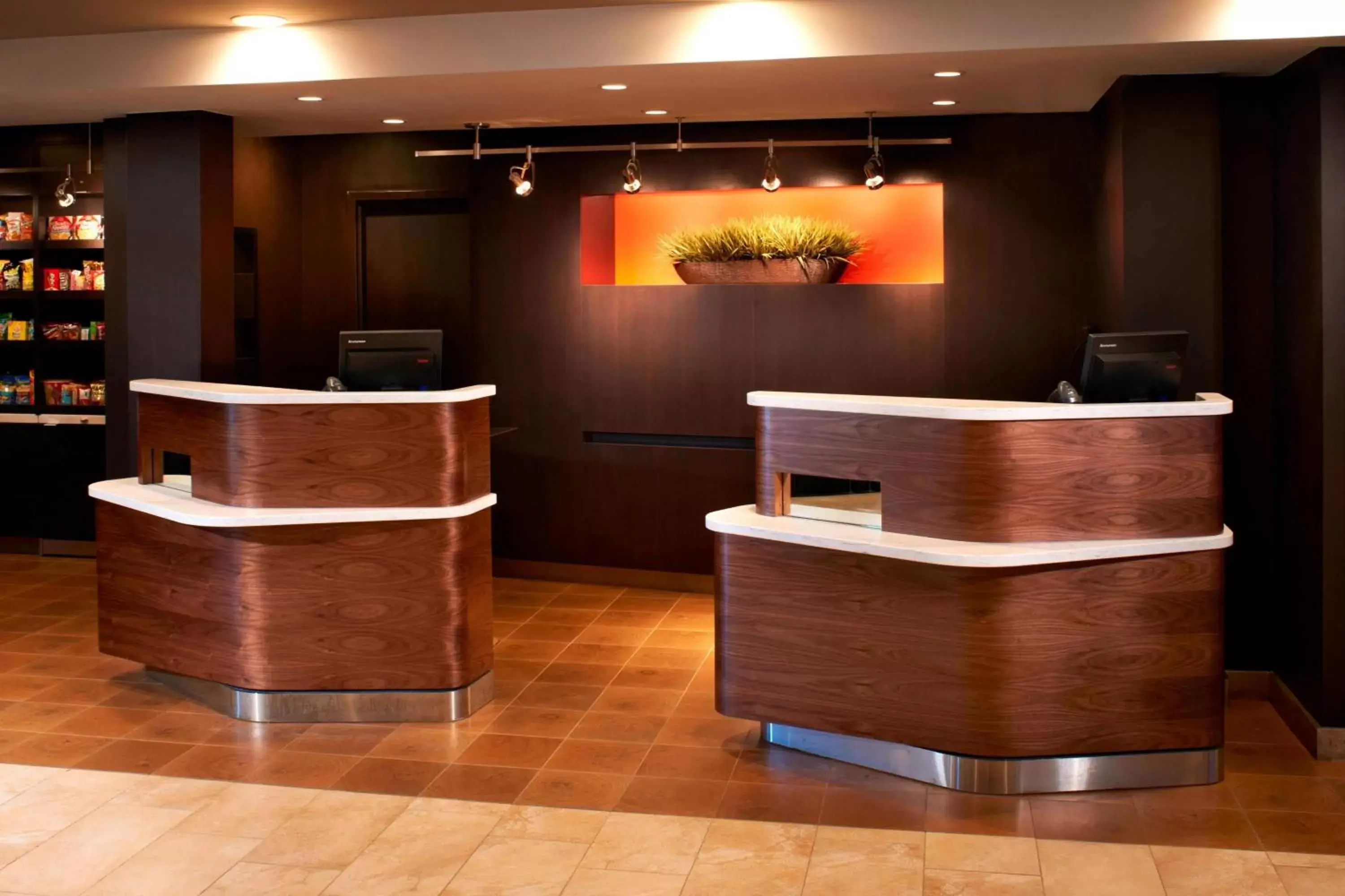 Property building, Lobby/Reception in Courtyard Toledo Rossford/Perrysburg