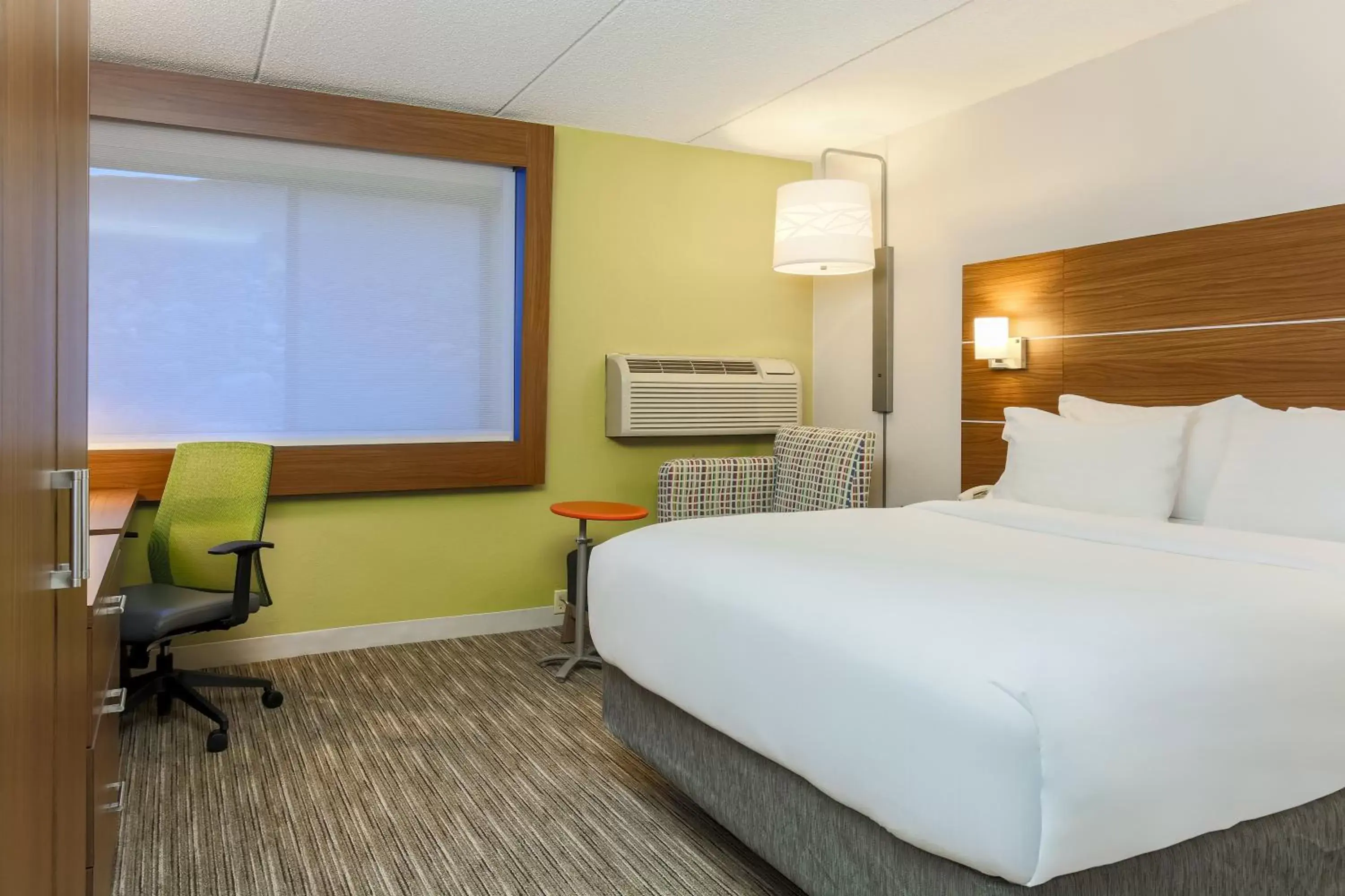Photo of the whole room in Holiday Inn Express Milwaukee - West Medical Center, an IHG Hotel