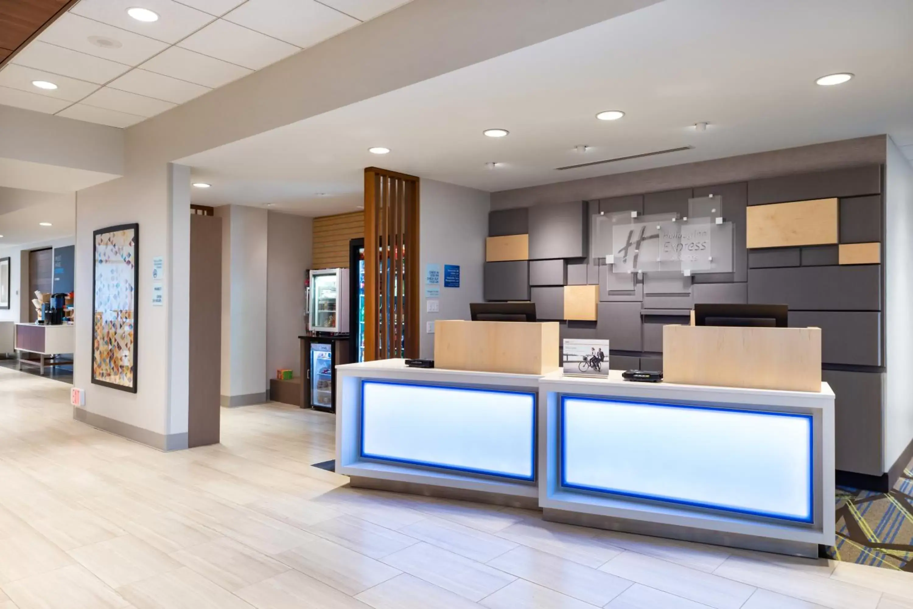 Lobby or reception, Lobby/Reception in Holiday Inn Express & Suites - Romeoville - Joliet North, an IHG Hotel