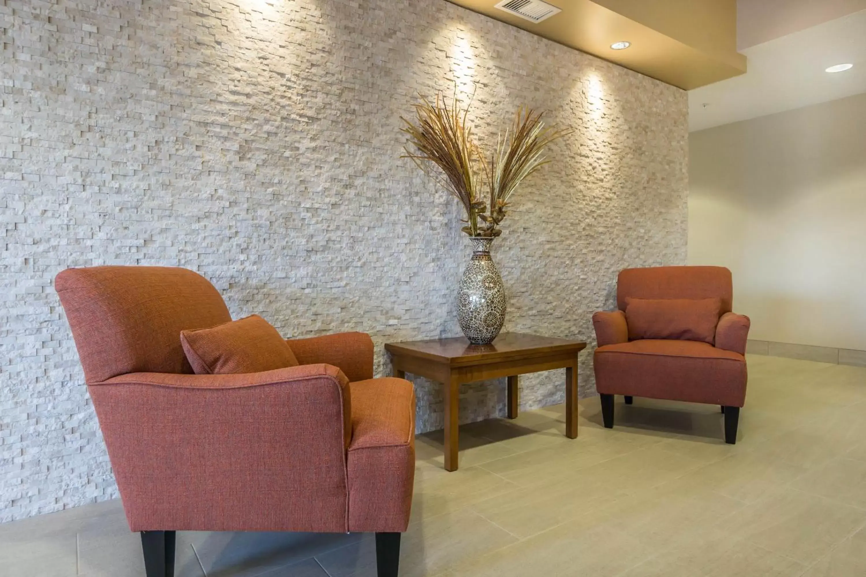 Decorative detail, Seating Area in Comfort Inn & Suites Edmonton International Airport