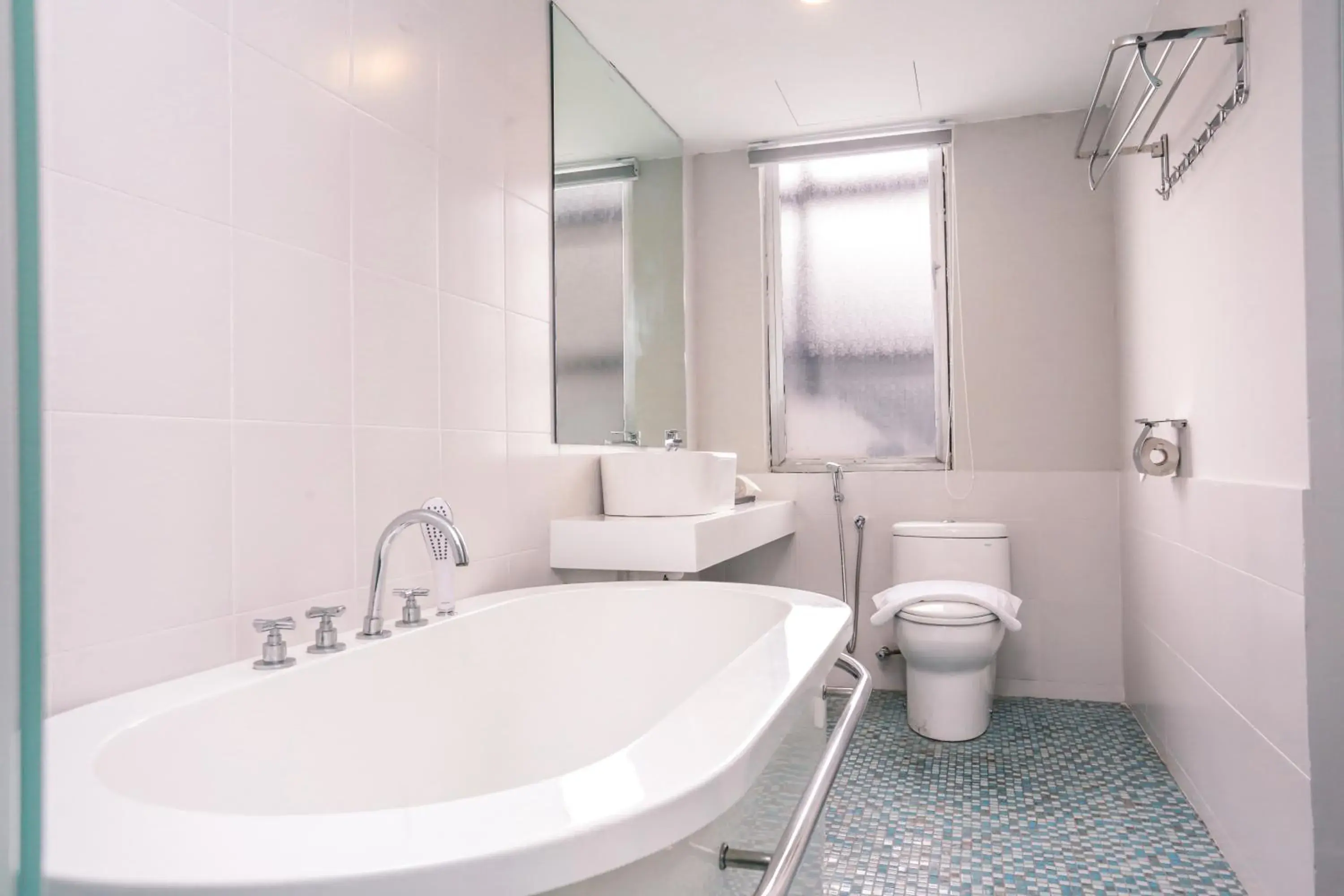 Bathroom in Days Hotel & Suites by Wyndham Fraser Business Park KL