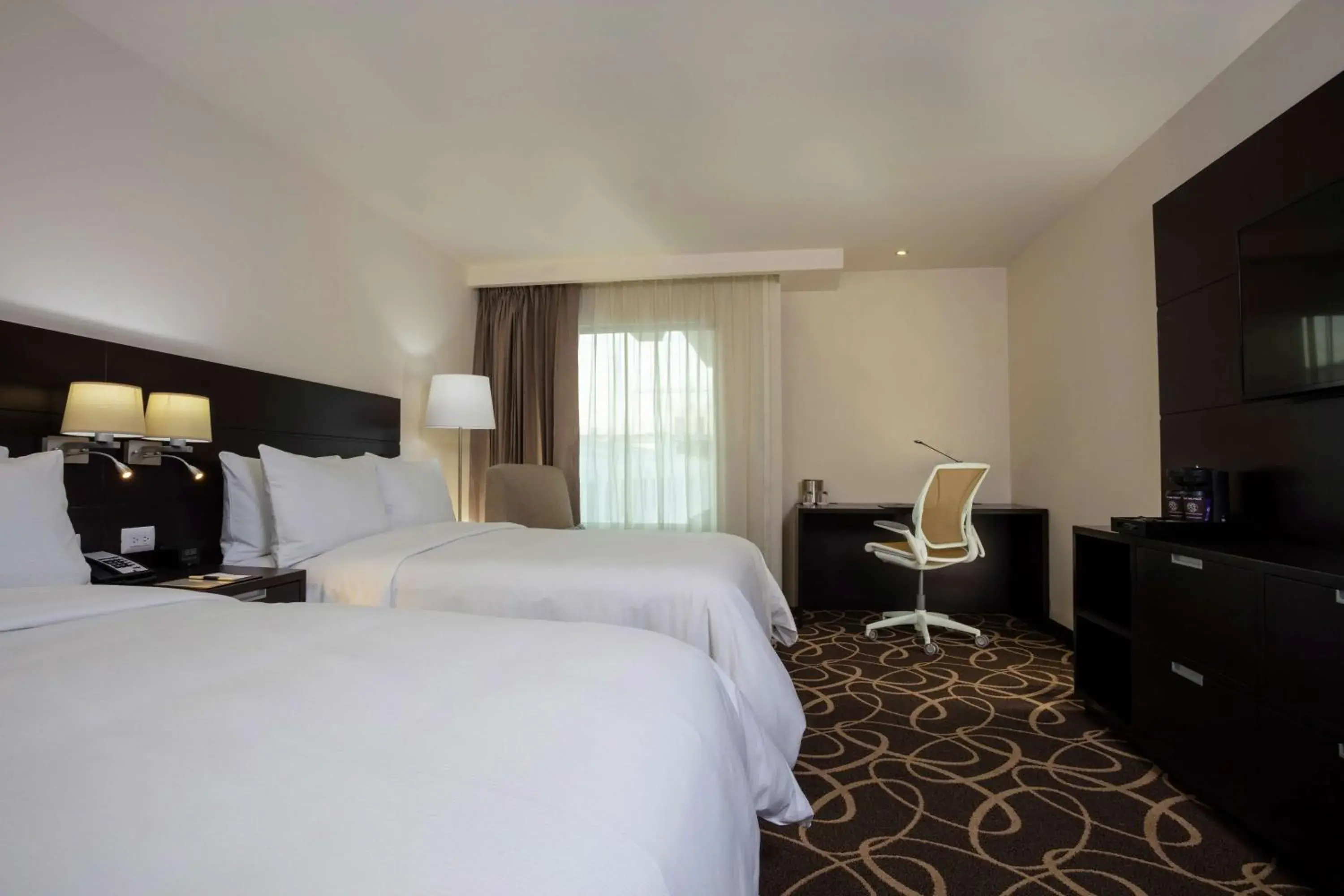 Bedroom, Bed in DoubleTree by Hilton Toluca