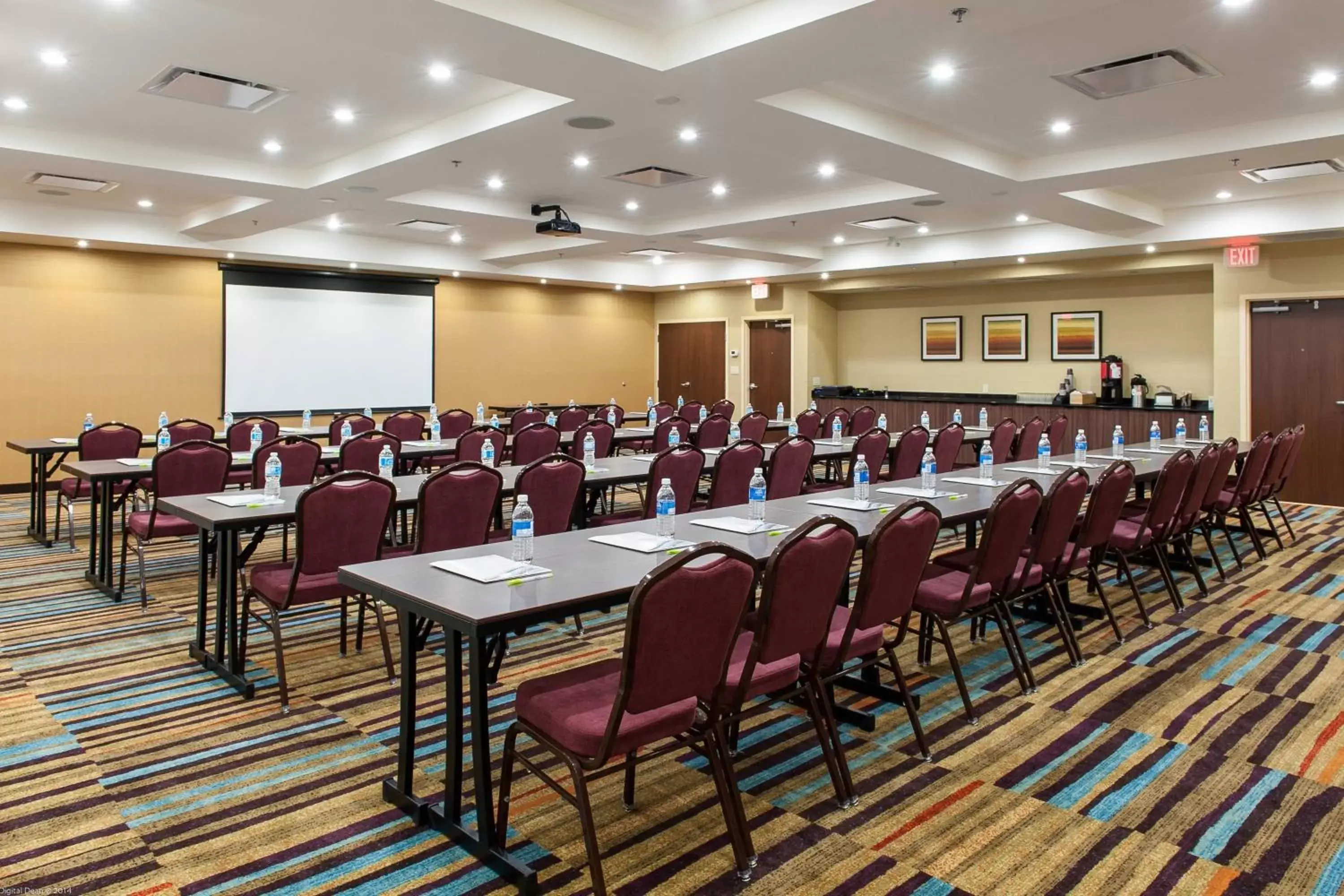 Meeting/conference room in Fairfield Inn & Suites by Marriott Vernon