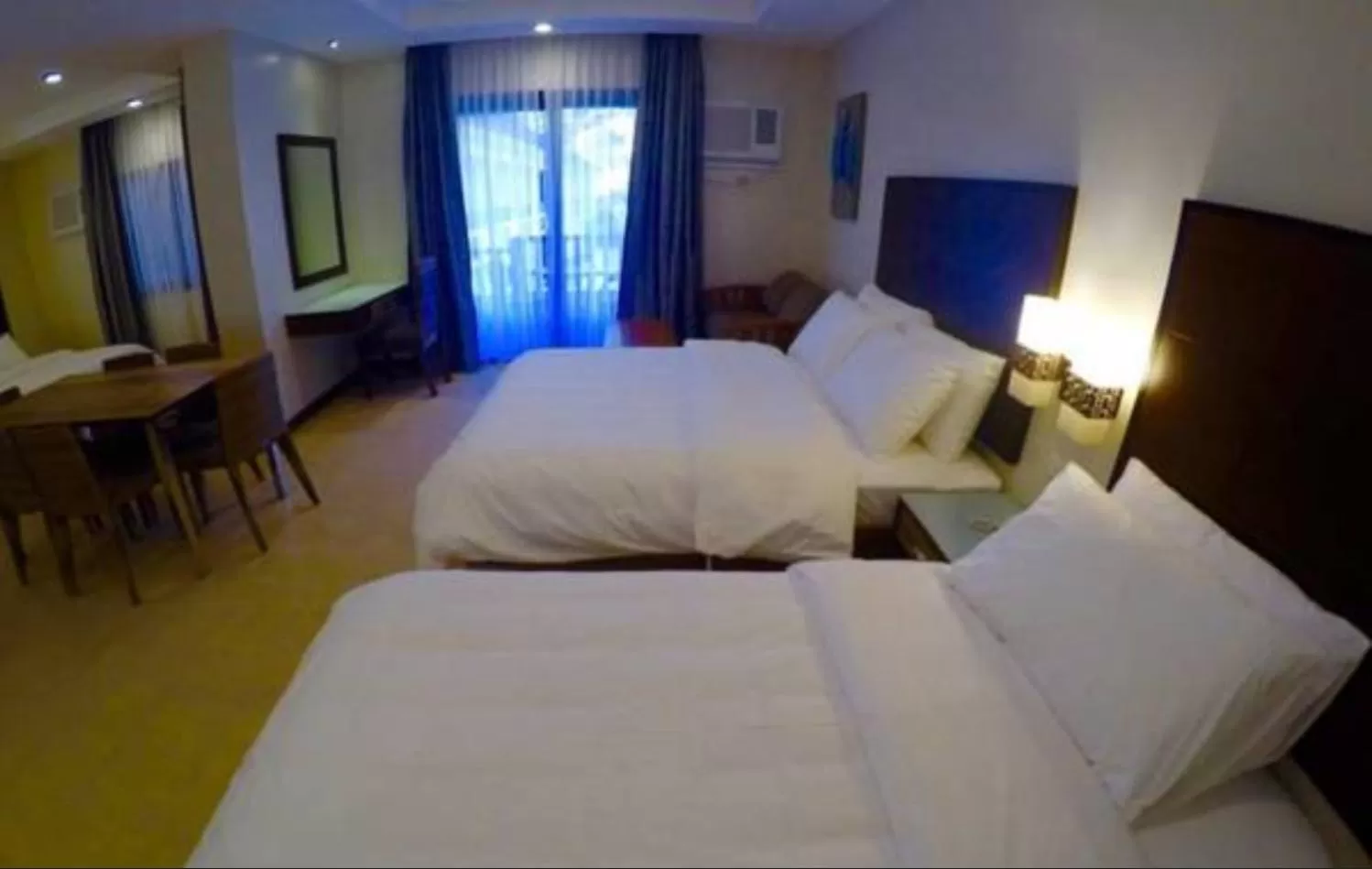 Bedroom, Bed in MO2 Lagoon Coron