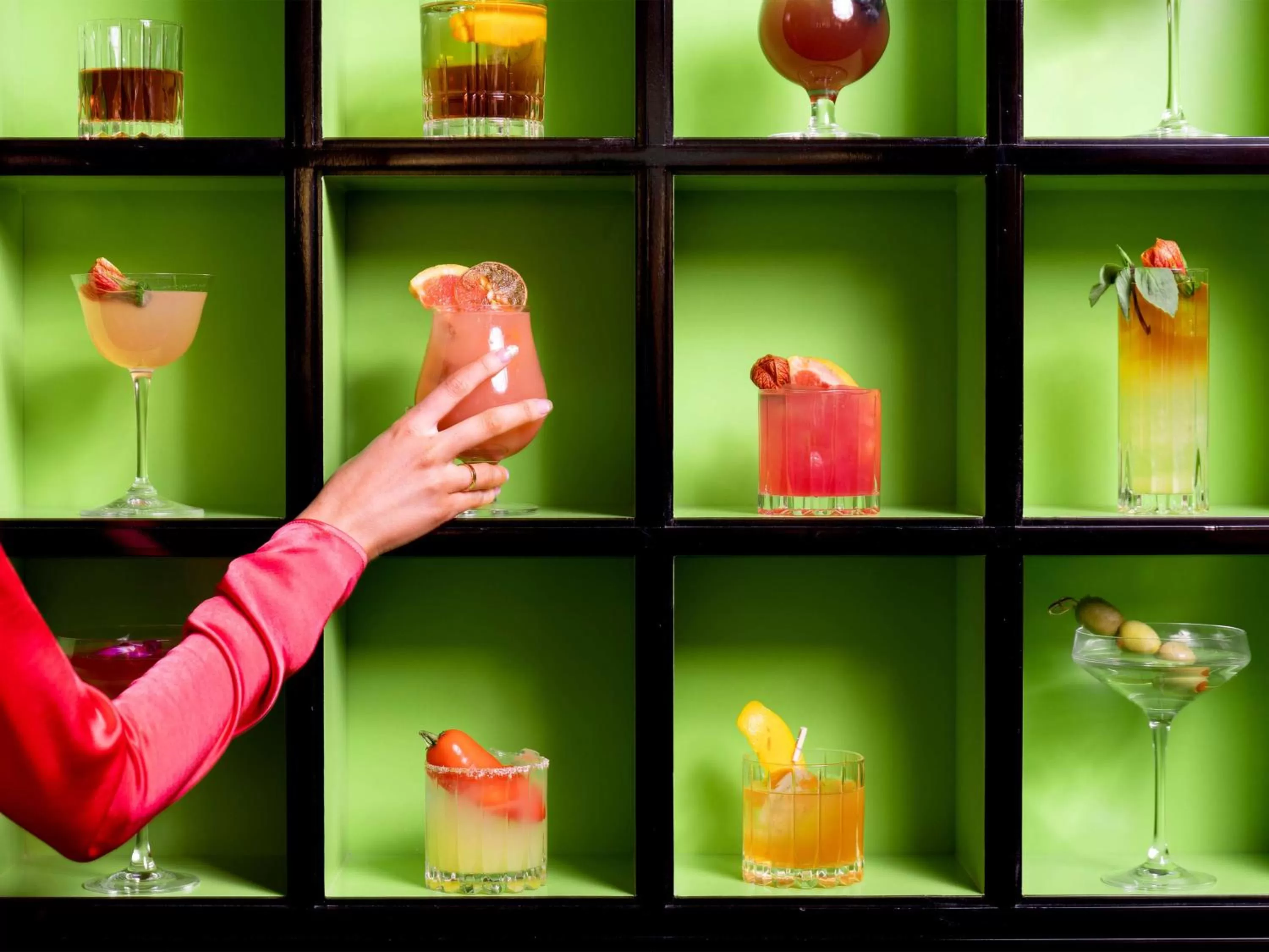 Lounge or bar in Conrad Las Vegas At Resorts World