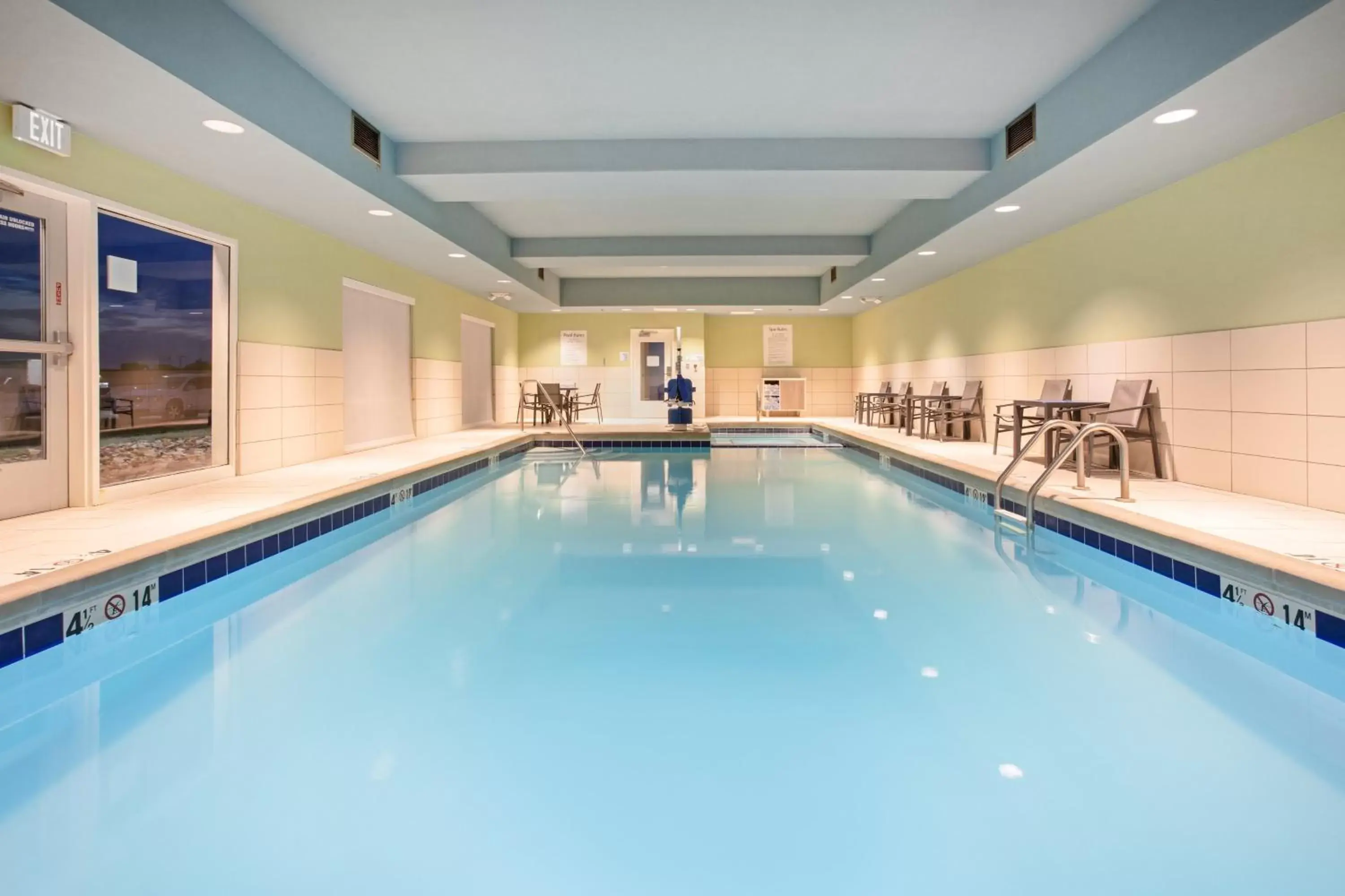 Swimming Pool in Holiday Inn Express & Suites Great Bend, an IHG Hotel