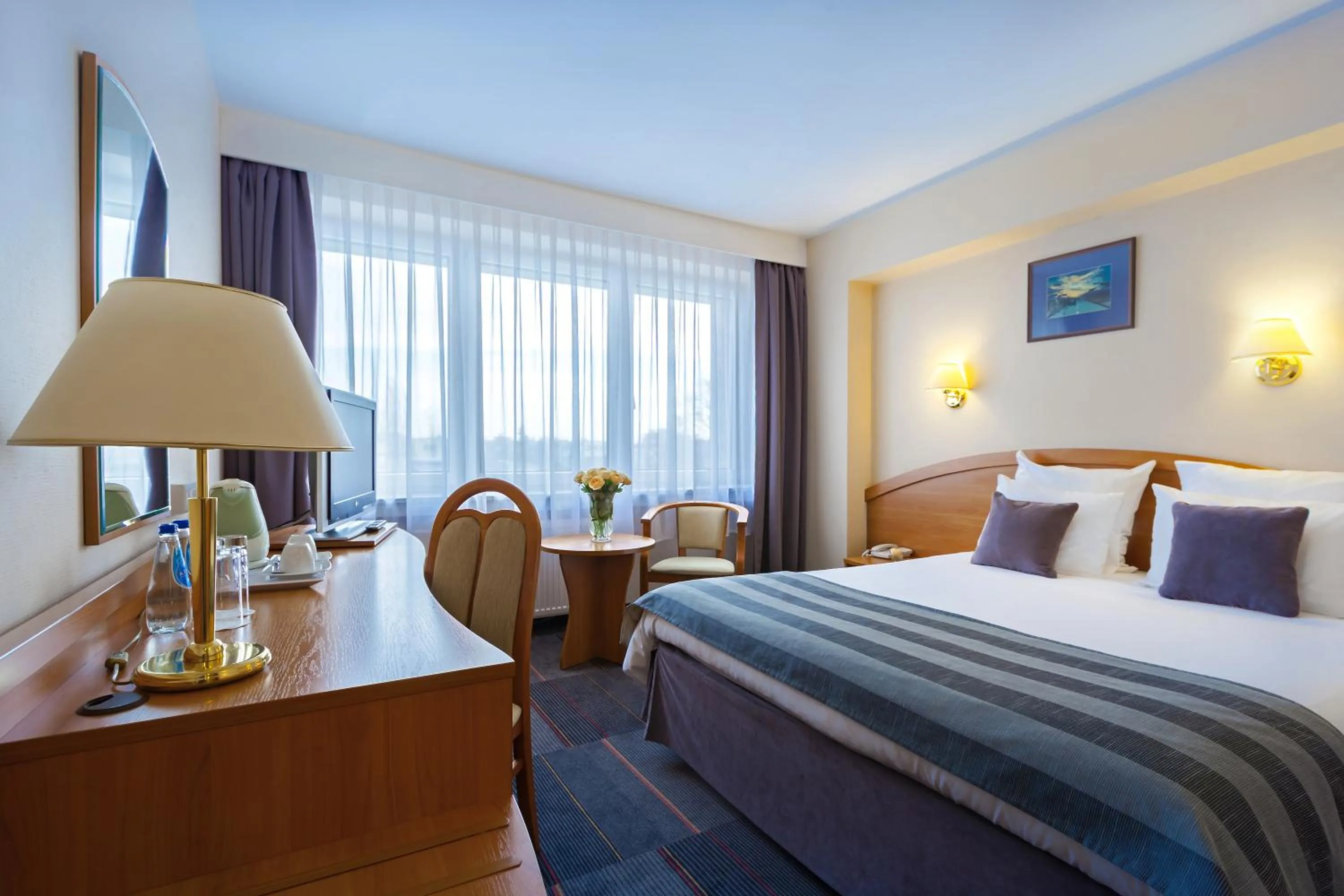 Photo of the whole room, Bed in Mercure Czestochowa Centrum