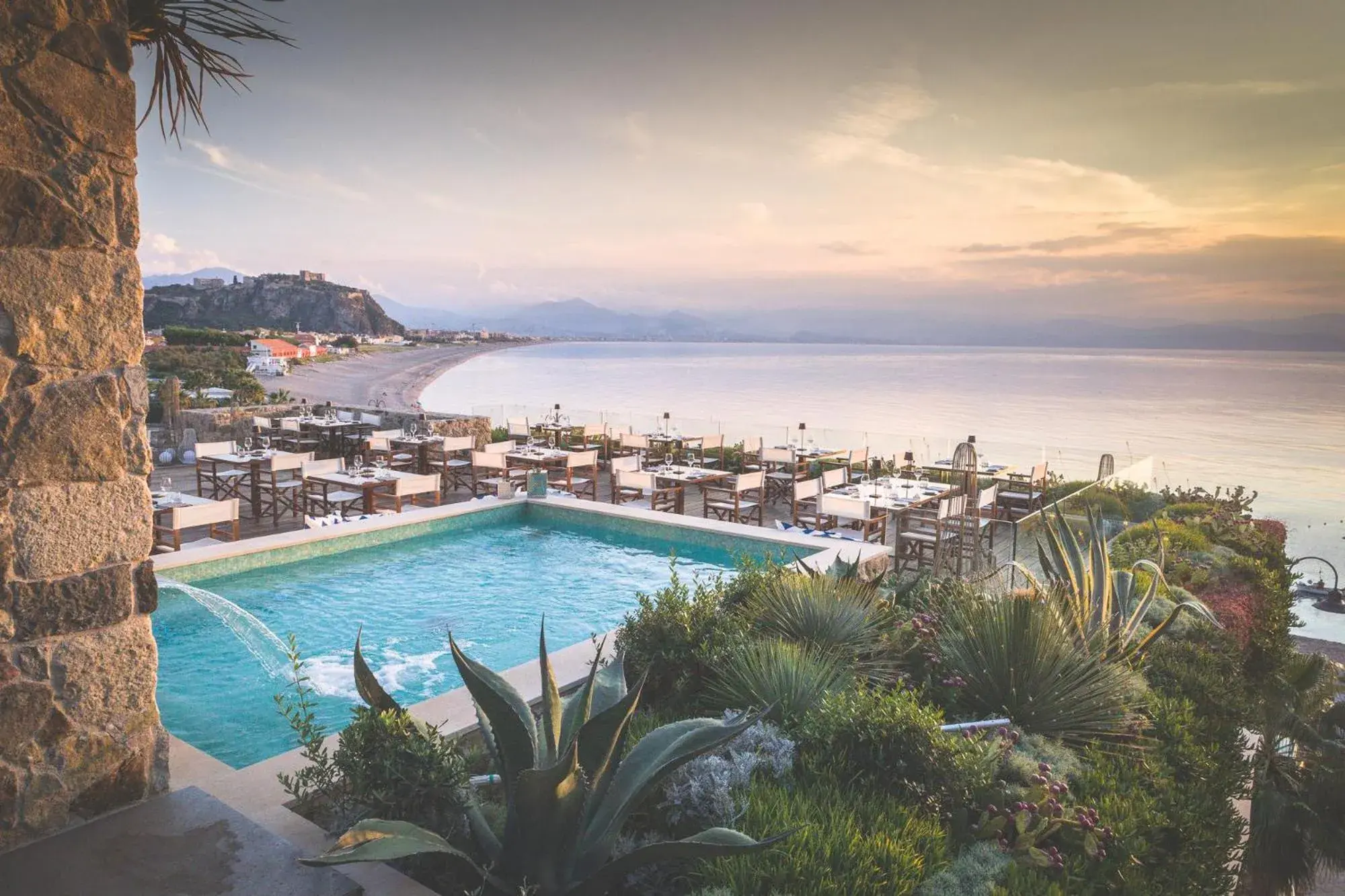 Pool View in Ngonia Bay