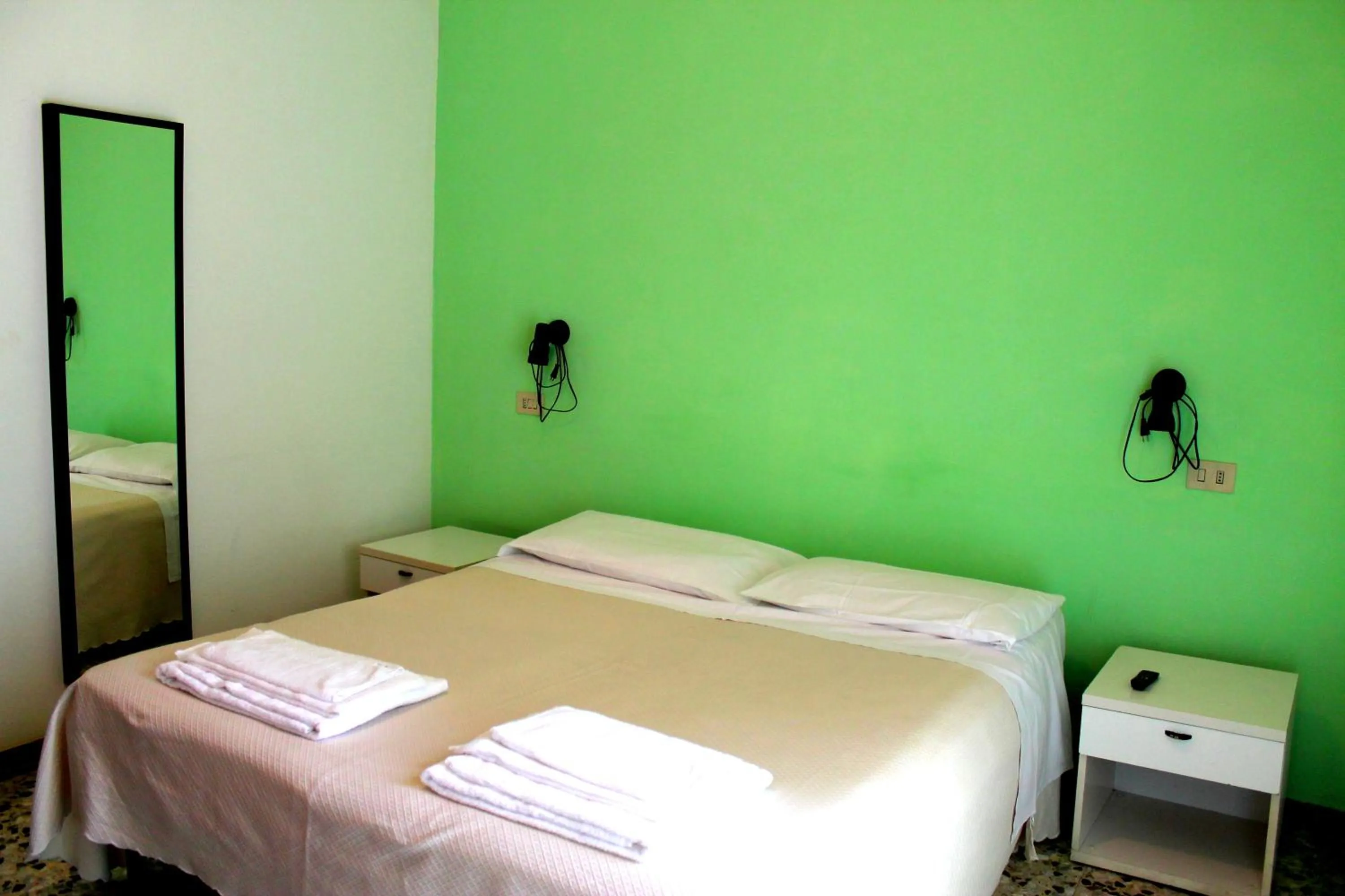 Day, Bed in Albergo Nella