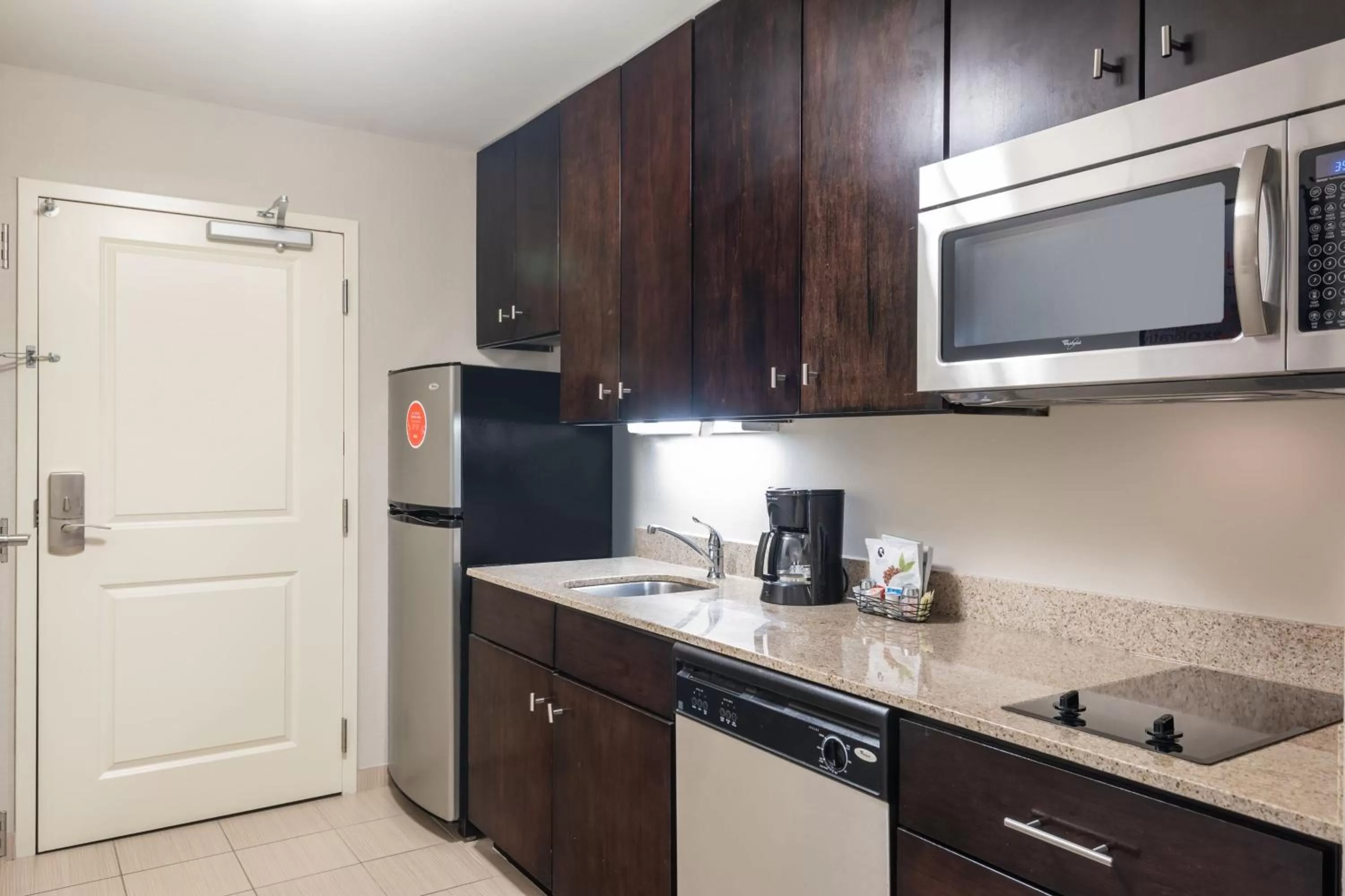 Kitchen or kitchenette in TownePlace Suites by Marriott Charlotte Mooresville