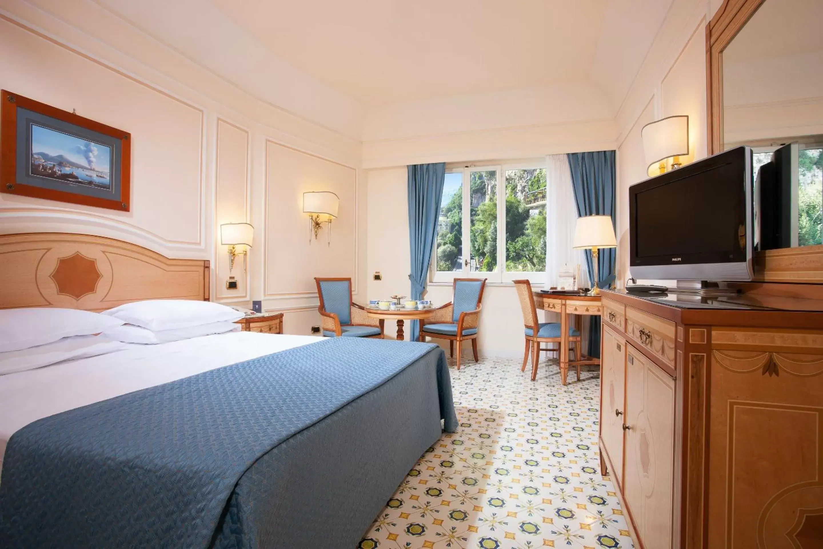 Standard Double or Twin Room in Grand Hotel Capodimonte