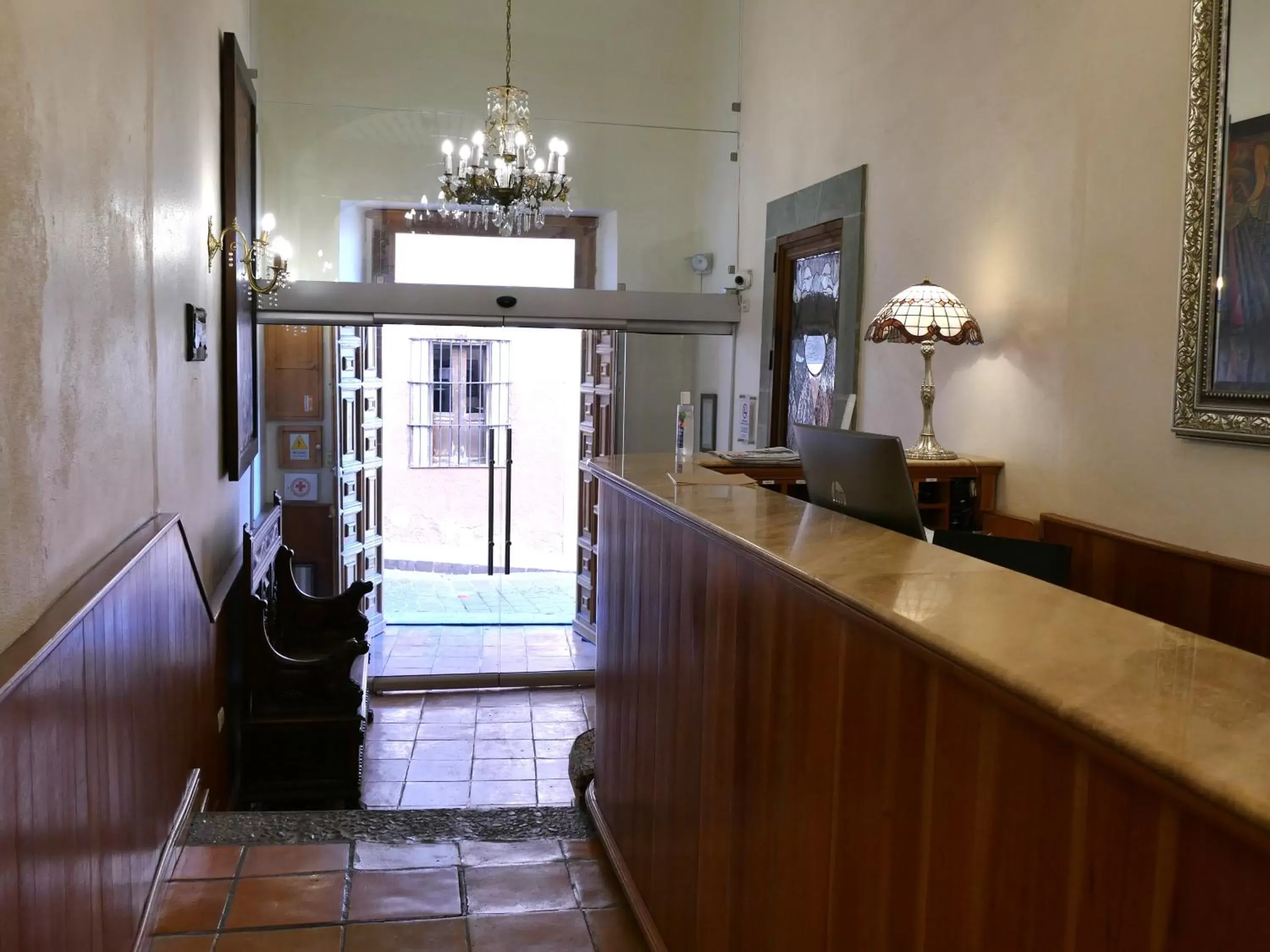 Lobby or reception, Lobby/Reception in El Meson de los Poetas