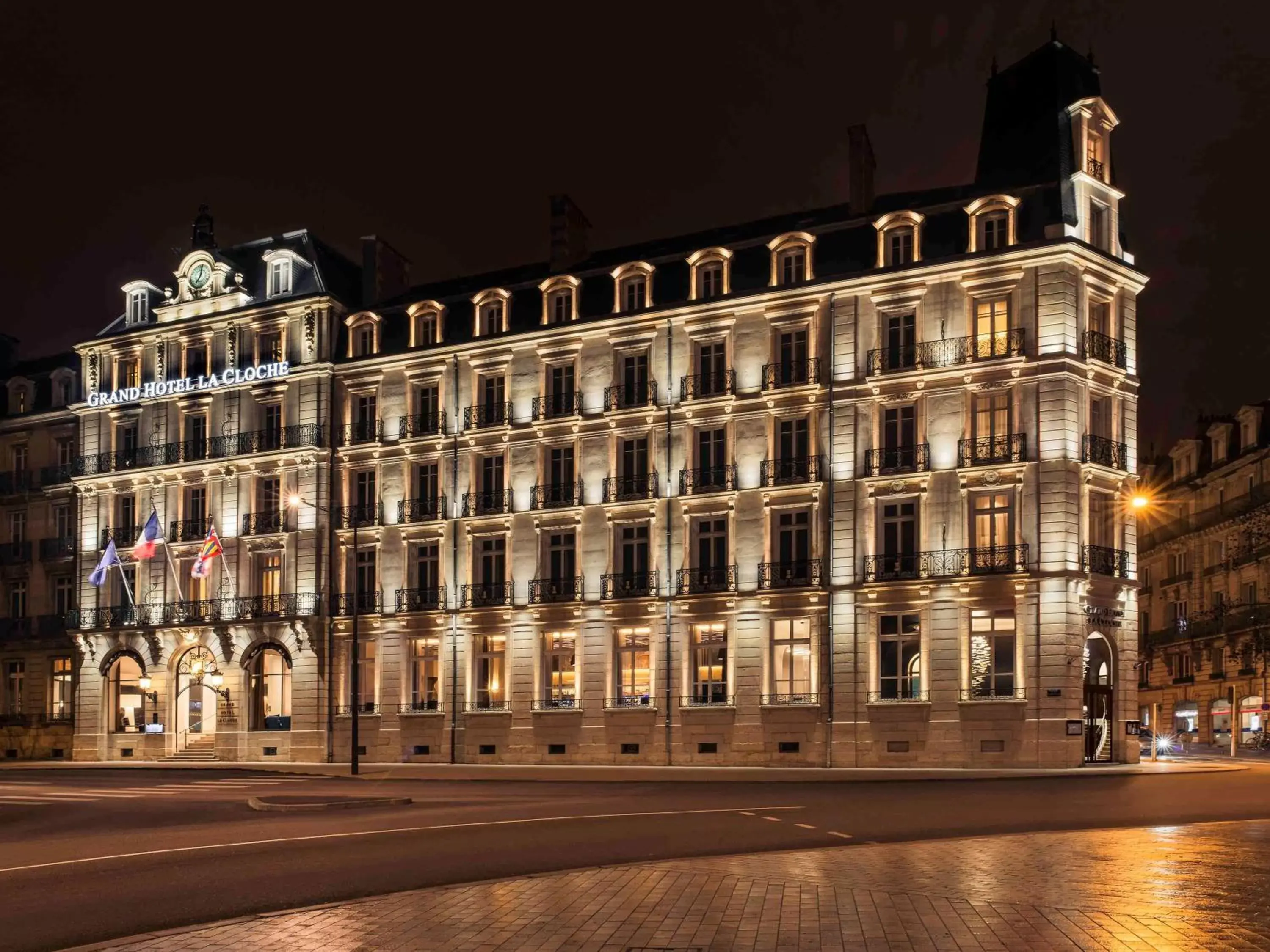 Property Building in Grand Hotel La Cloche Dijon - MGallery