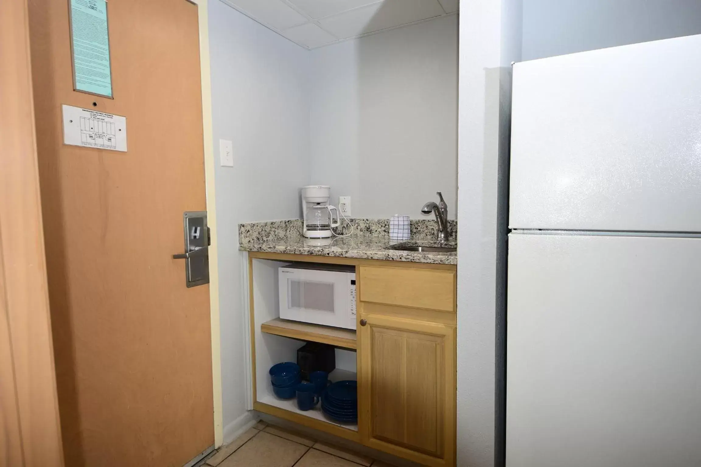 Kitchen or kitchenette, Kitchen/Kitchenette in Holiday Sands North "On the Boardwalk"