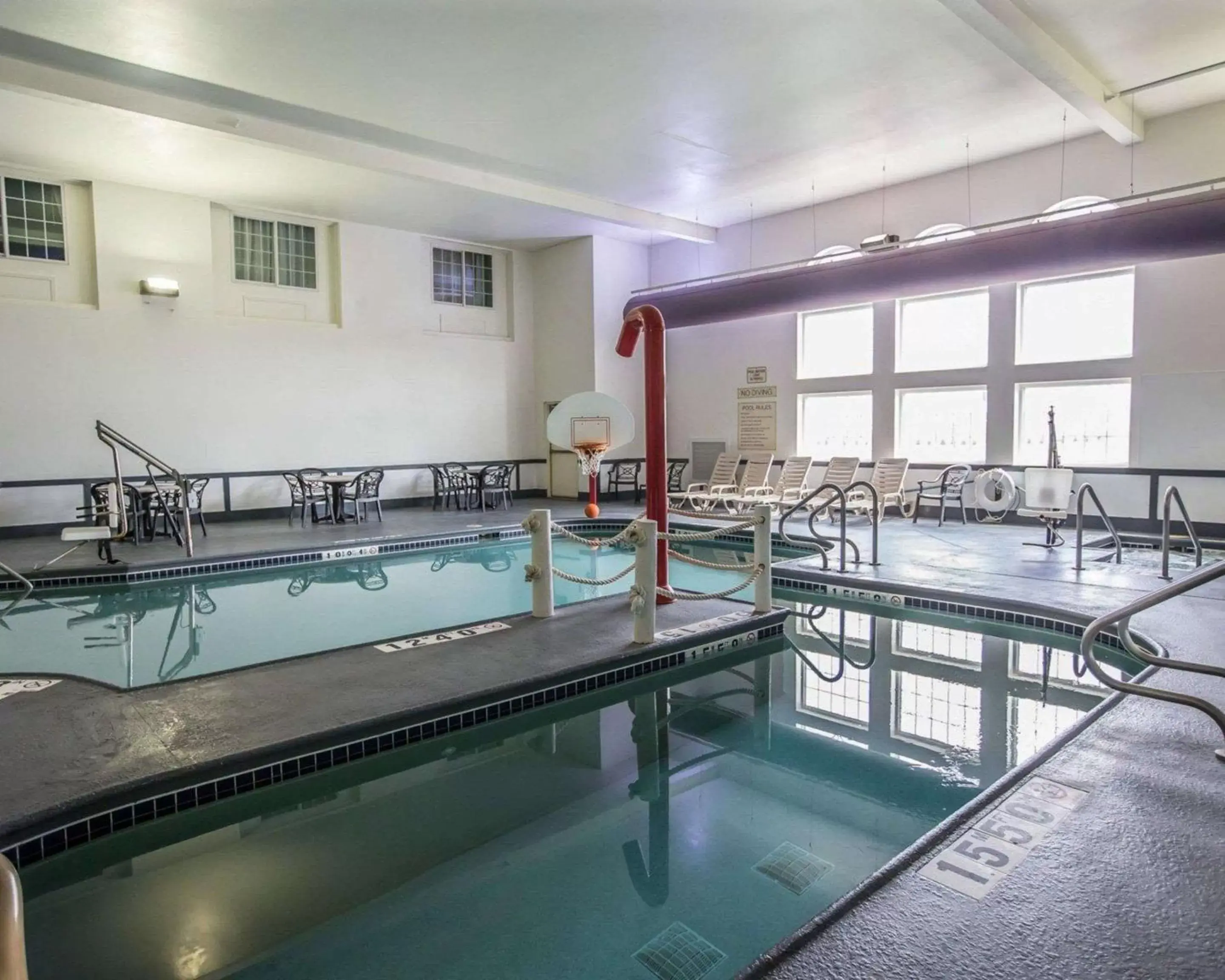 On site, Swimming Pool in Quality Inn & Suites Dixon near I-88