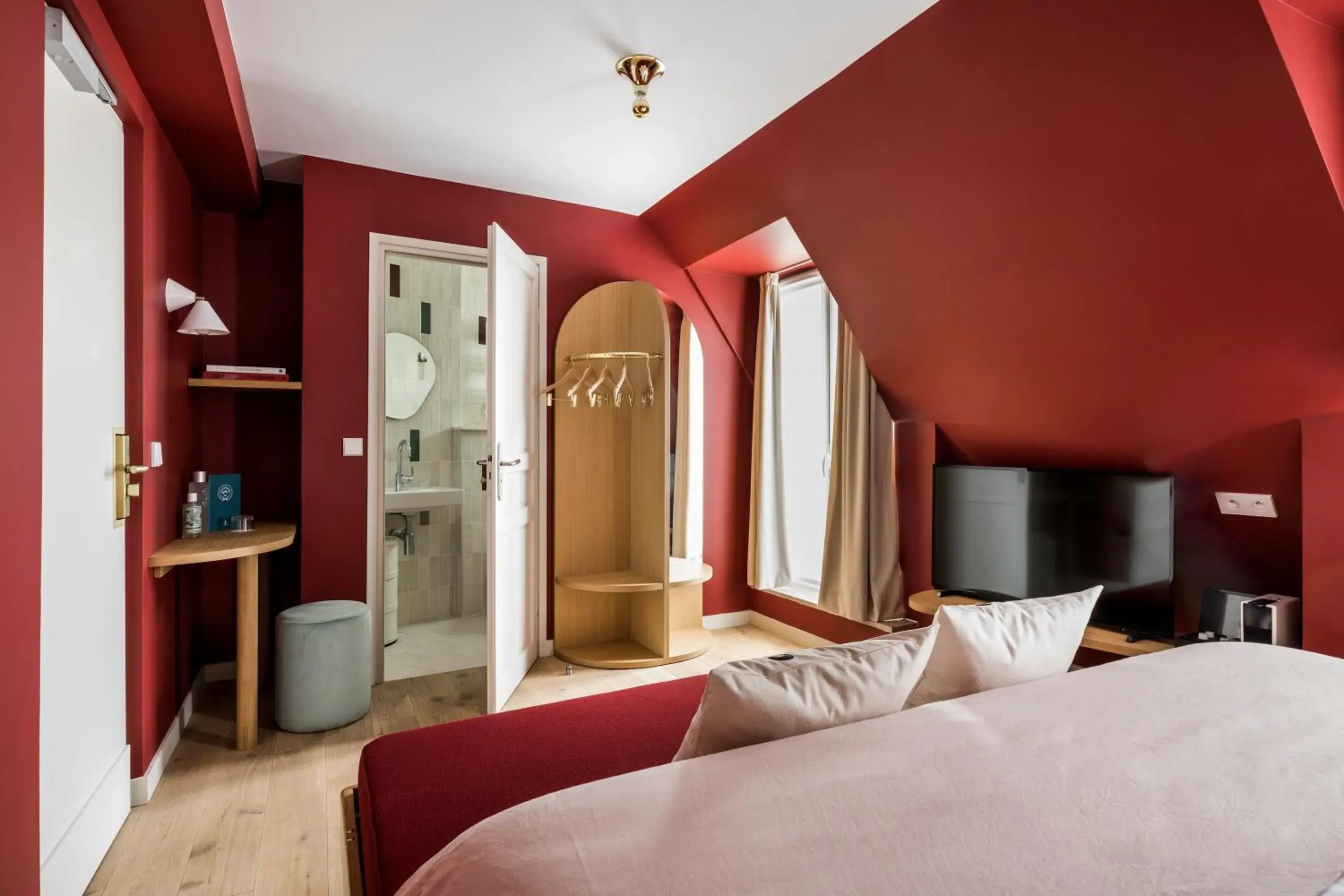 Bedroom, Bed in Hôtel AMI - Orso Hotels