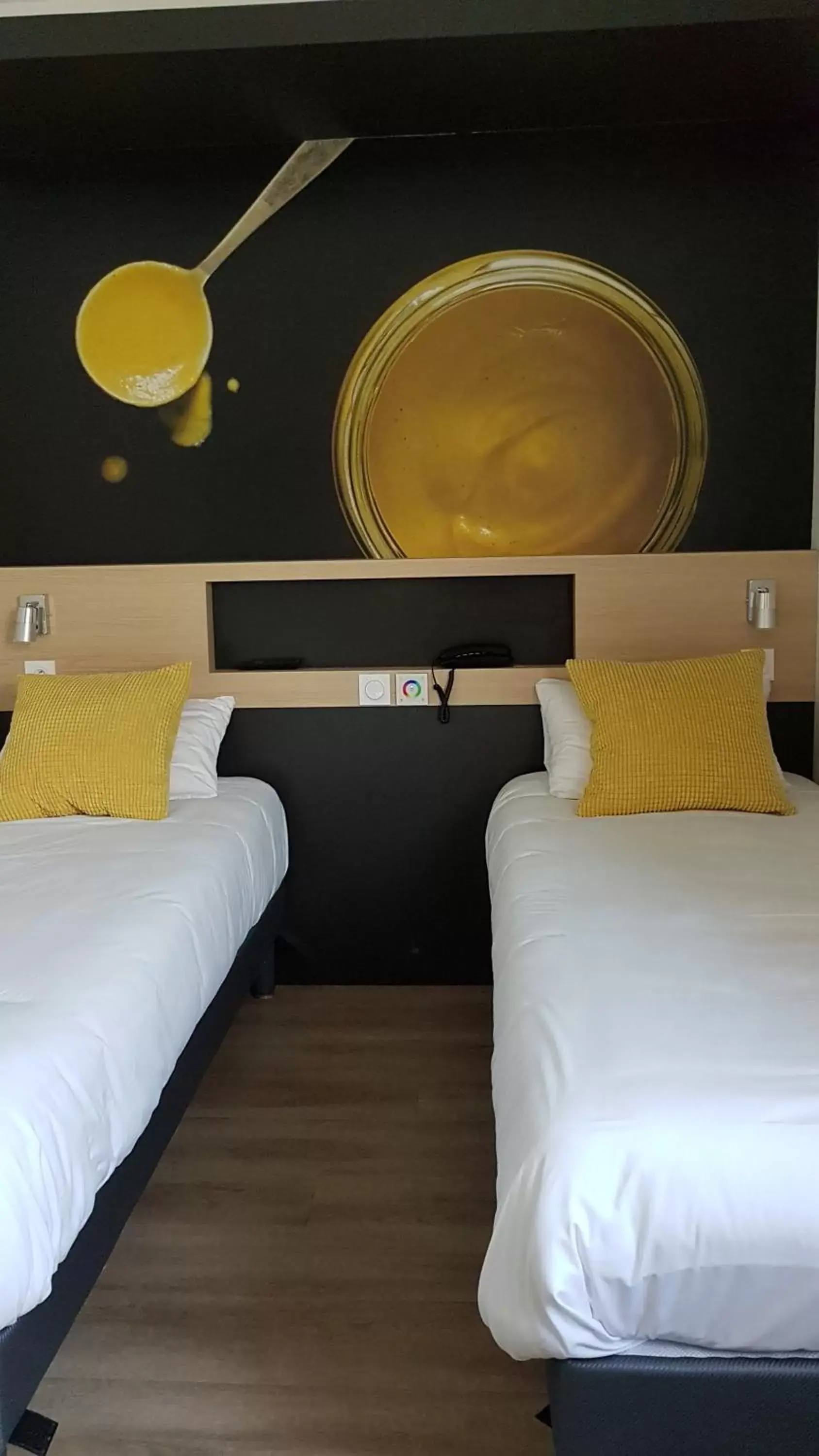 Bed in Appart Hotel Montchapet Dijon Centre