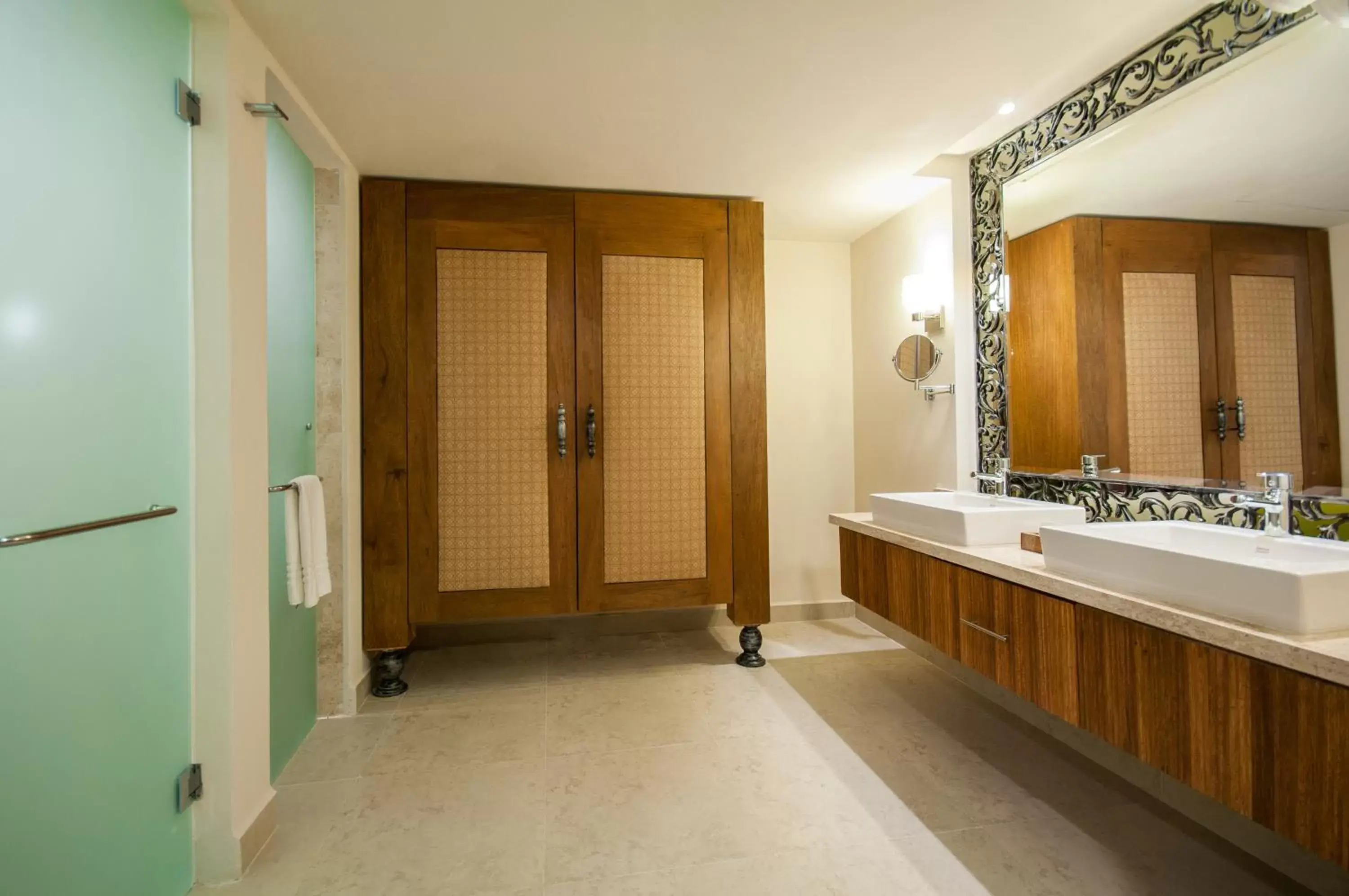 Bathroom in Almar Resort Luxury LGBT Beach Front Experience