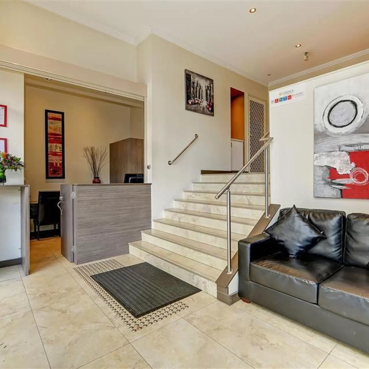 Lobby or reception in Best Western Plus Camperdown Suites