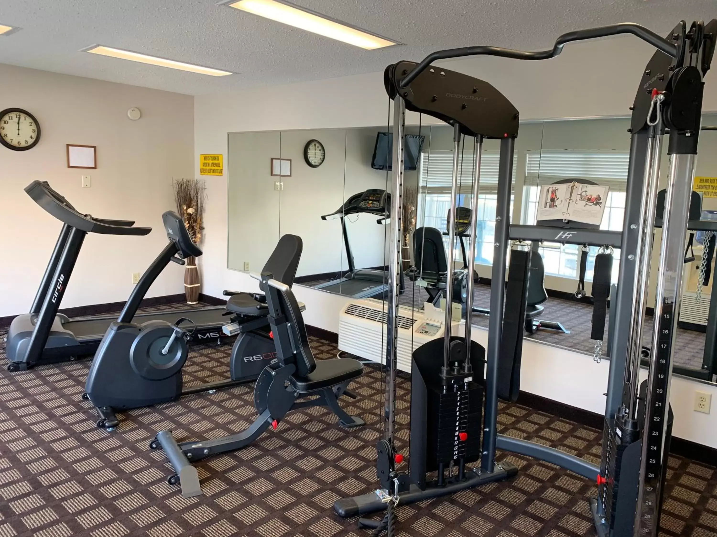 Fitness centre/facilities in Baymont by Wyndham Eden Fitness centre/facilities in Baymont by Wyndham Eden