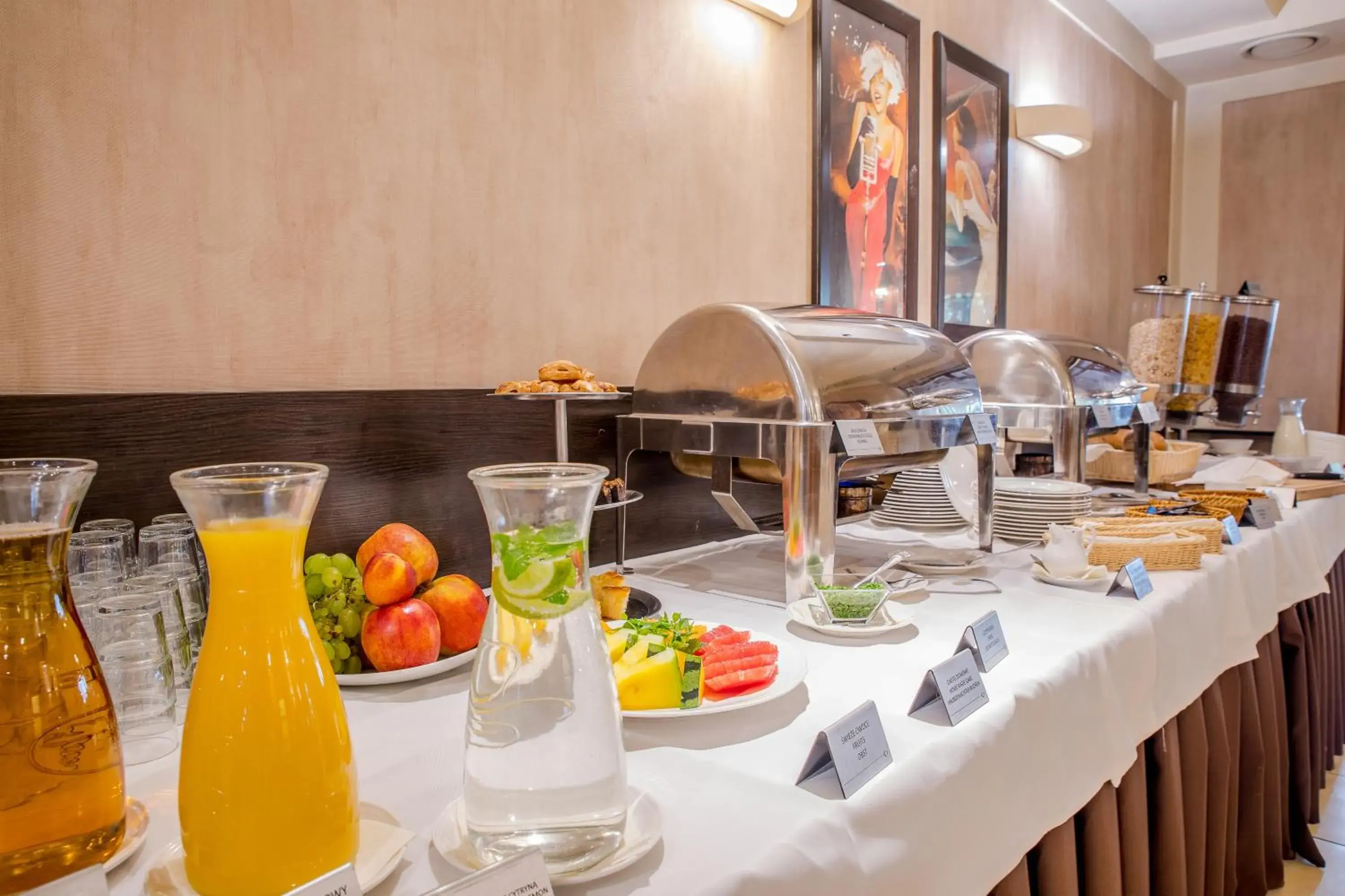 Food and drinks in Hotel Diament Vacanza Katowice - Siemianowice