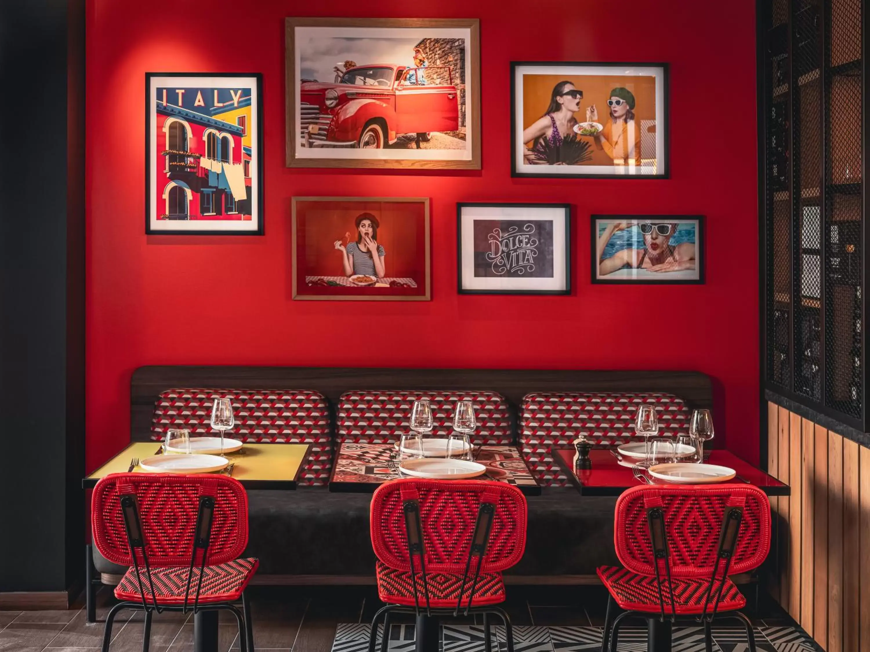 Restaurant/places to eat, Seating Area in Novotel Paris Vaugirard Montparnasse