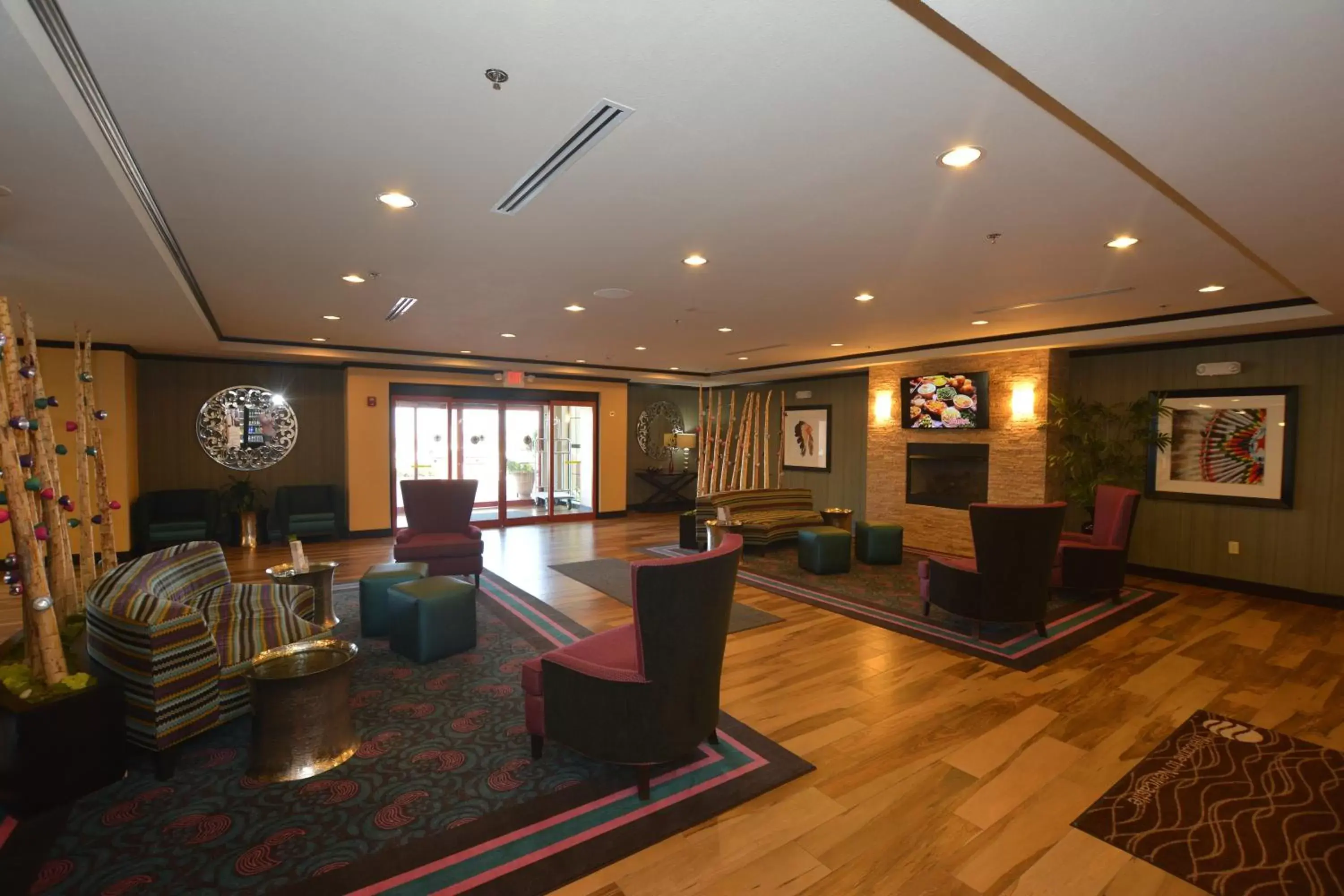 Communal lounge/ TV room, Lobby/Reception in Comfort Inn & Suites Newcastle - Oklahoma City
