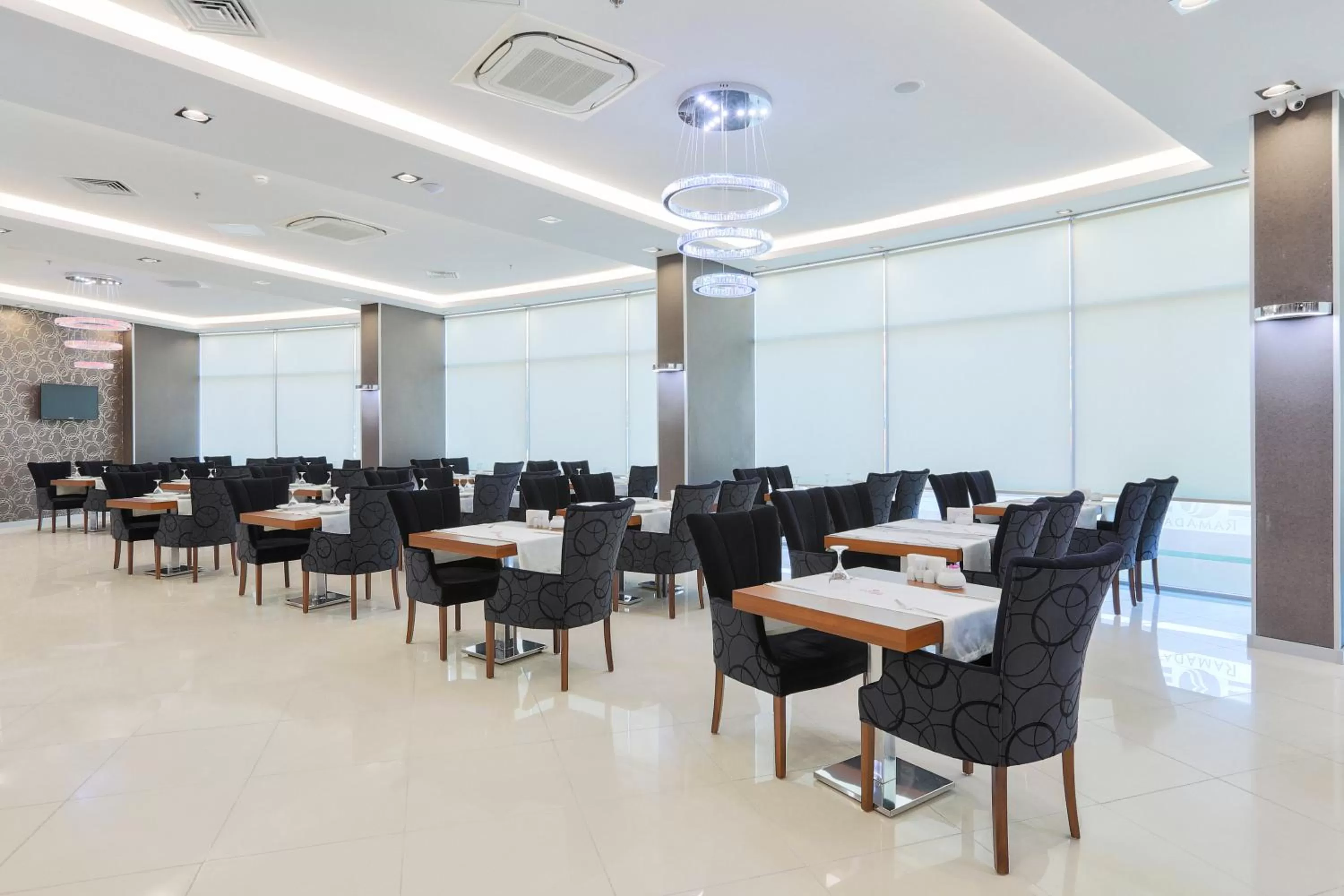 Restaurant/places to eat in Ramada Hotel by Wyndham Edirne