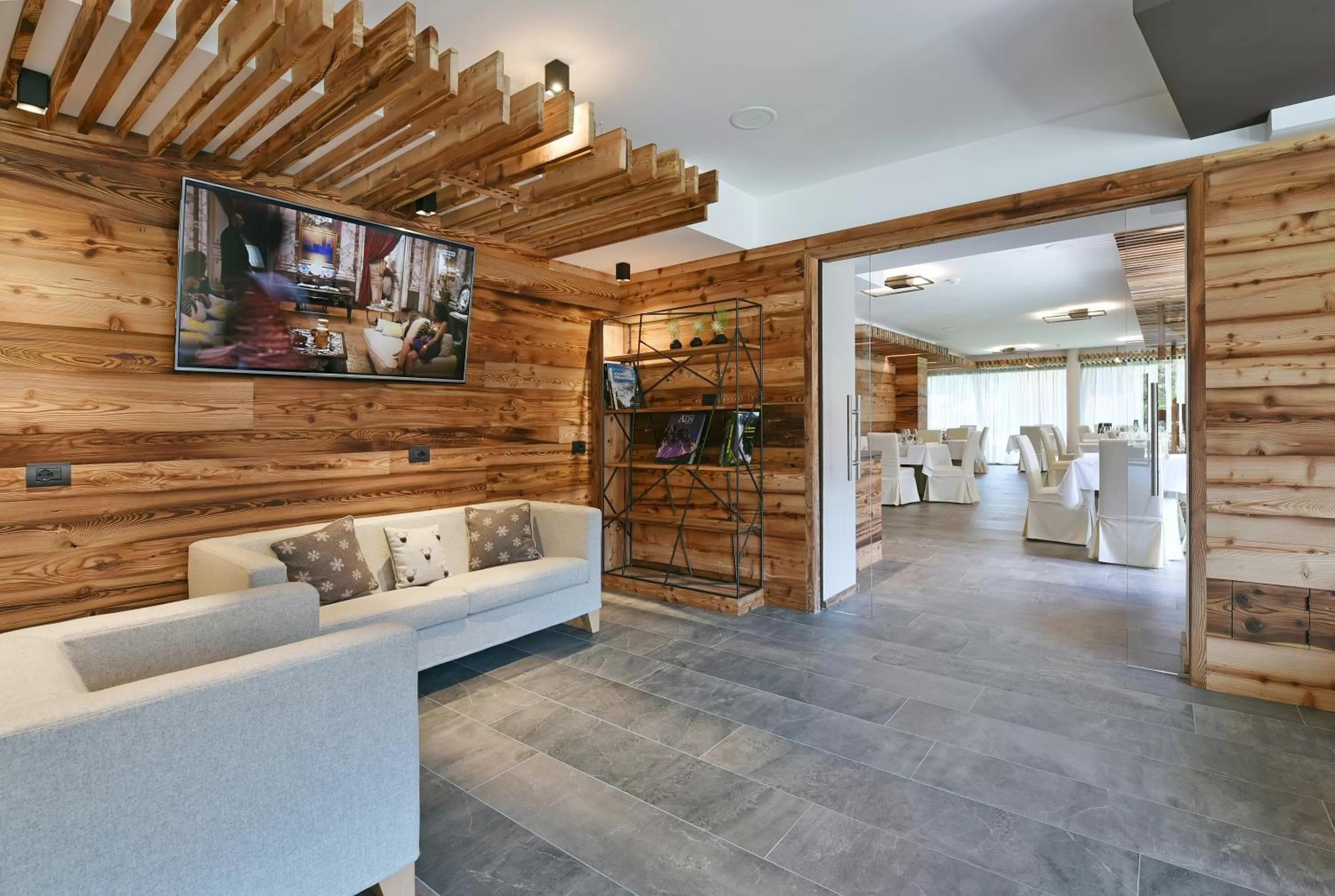 Area and facilities in Dolomeet Boutique Hotel