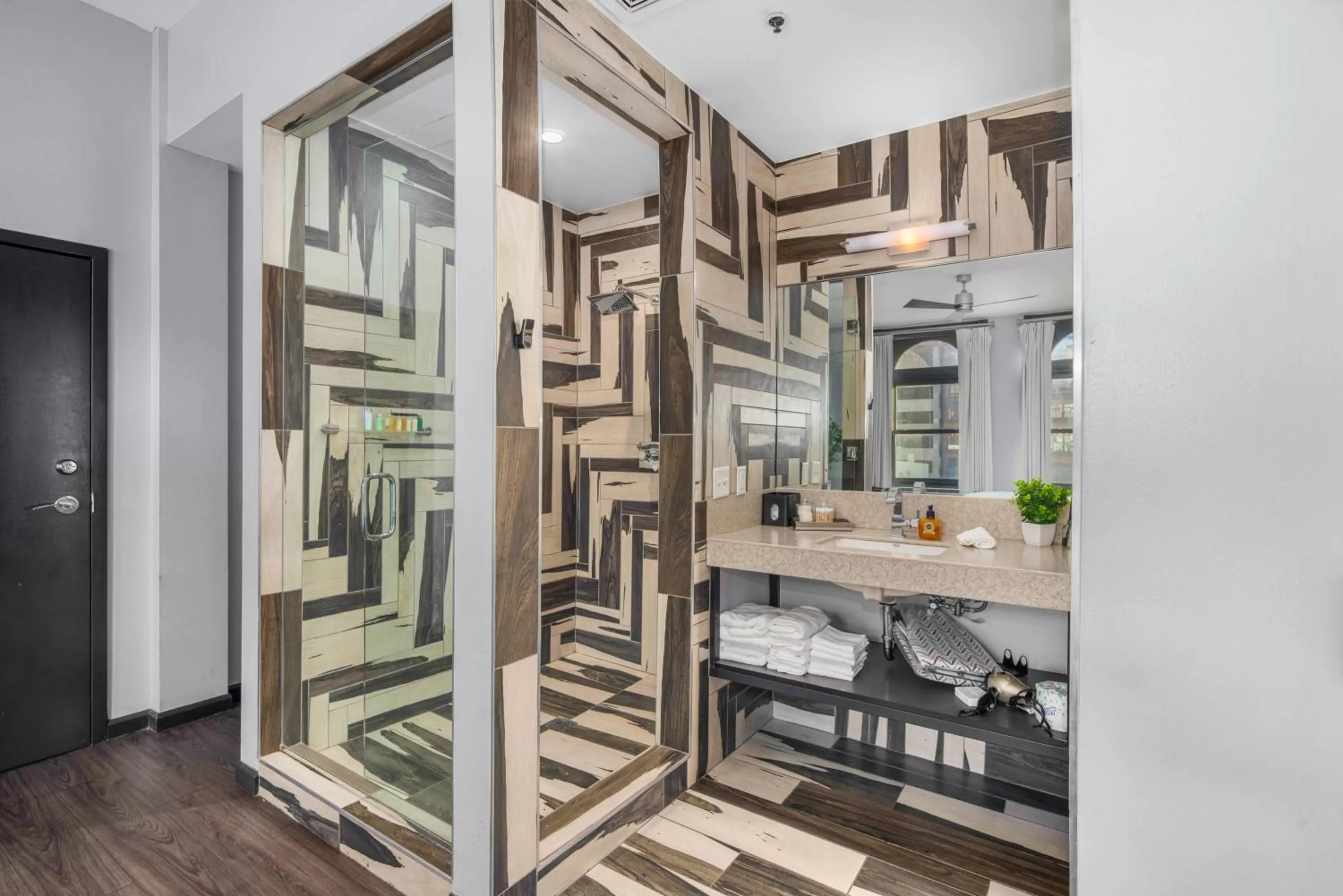 Bathroom in Good Hotels Downtown Denver