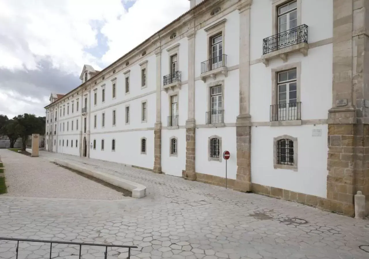 Property Building in Montebelo Mosteiro de Alcobaça Historic Hotel