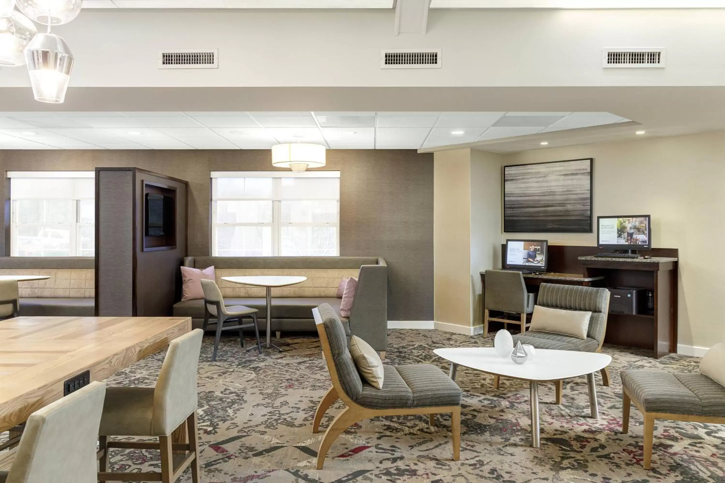 Business facilities, Restaurant/Places to Eat in Residence Inn Boston Foxborough