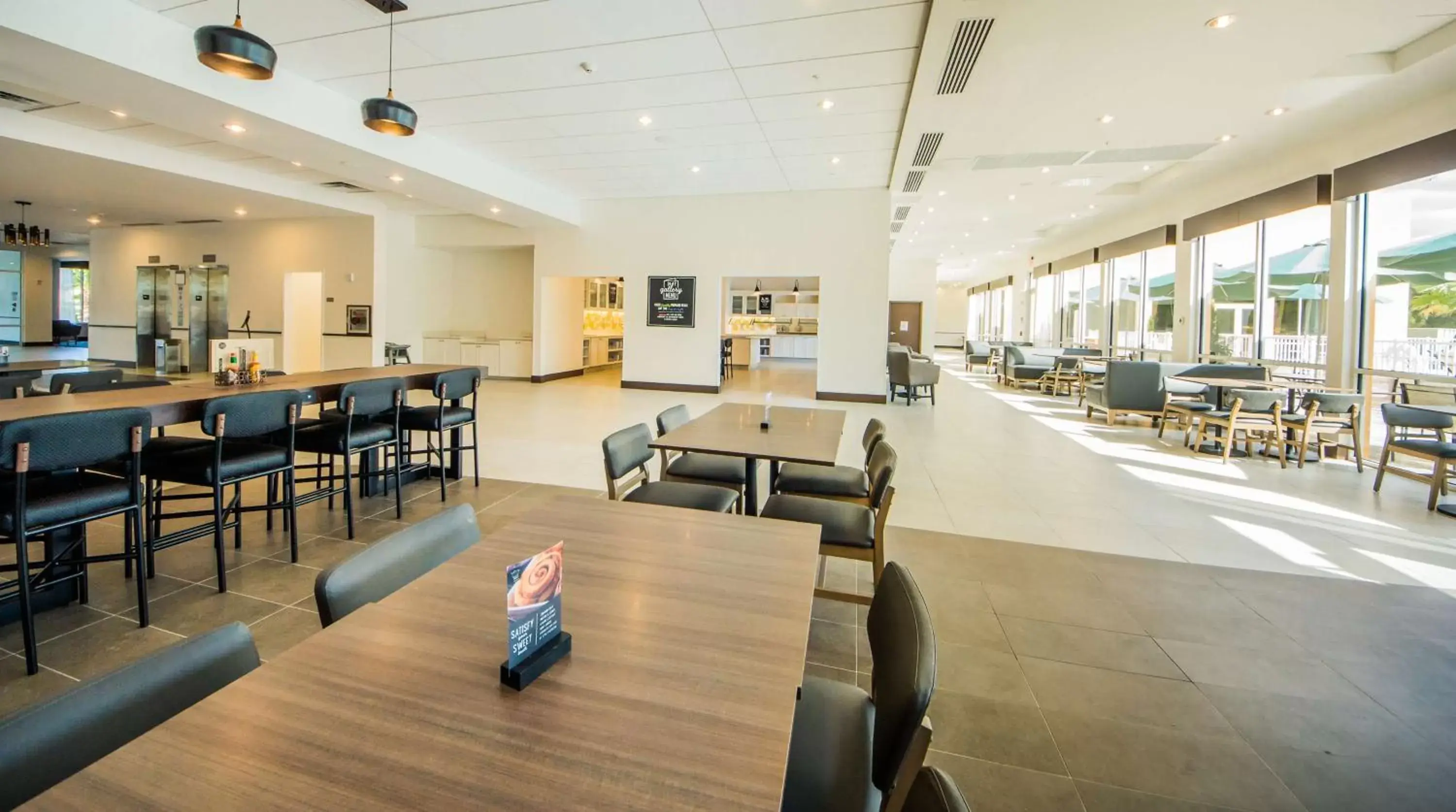 Lobby or reception, Restaurant/Places to Eat in Hyatt Place Orlando/Lake Buena Vista