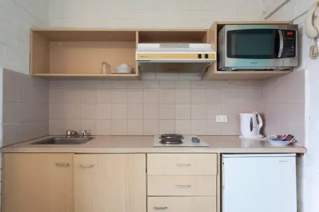 Kitchen or kitchenette, Kitchen/Kitchenette in H & D Apartments