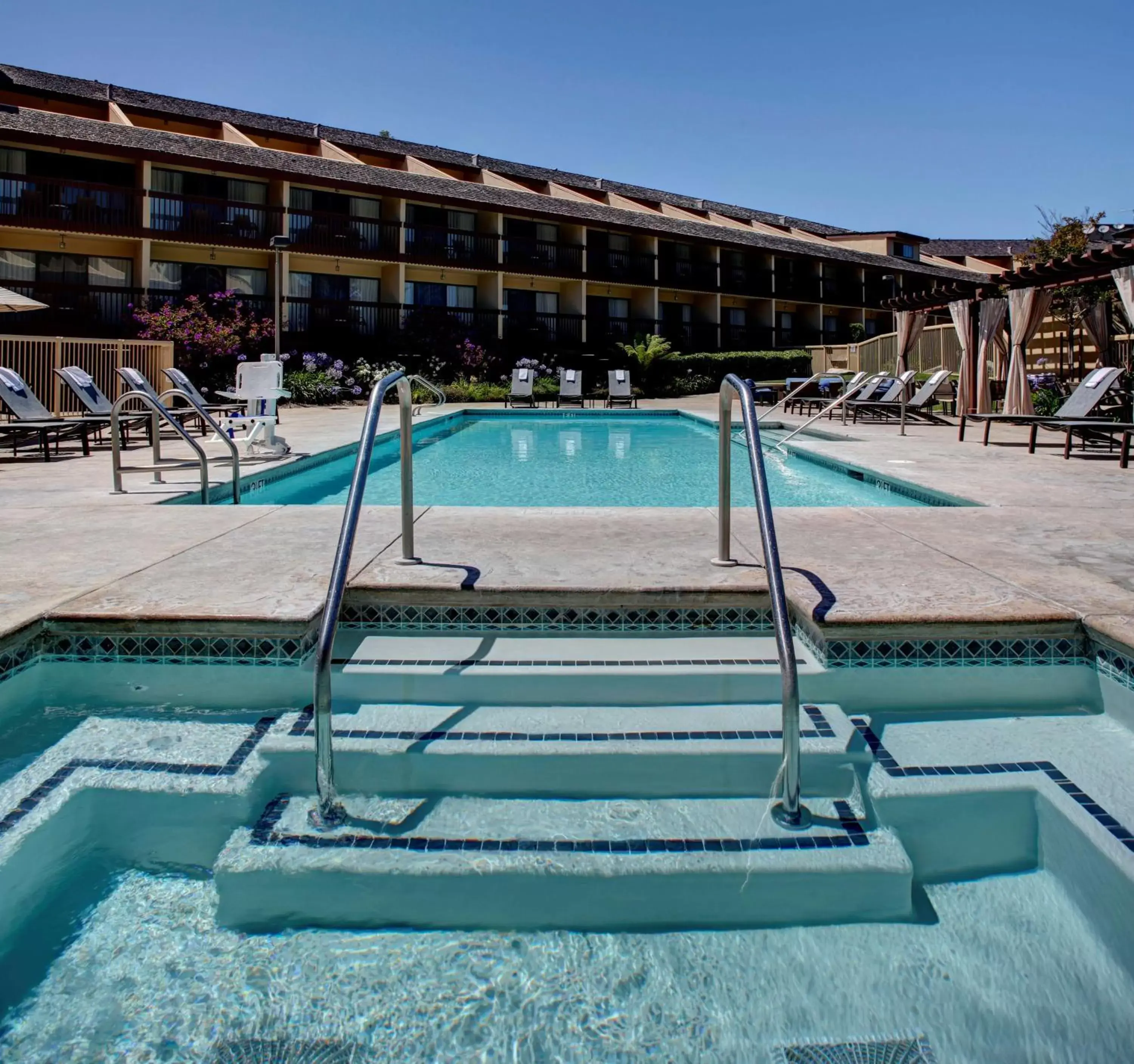 Property building, Swimming Pool in Hilton Garden Inn Monterey