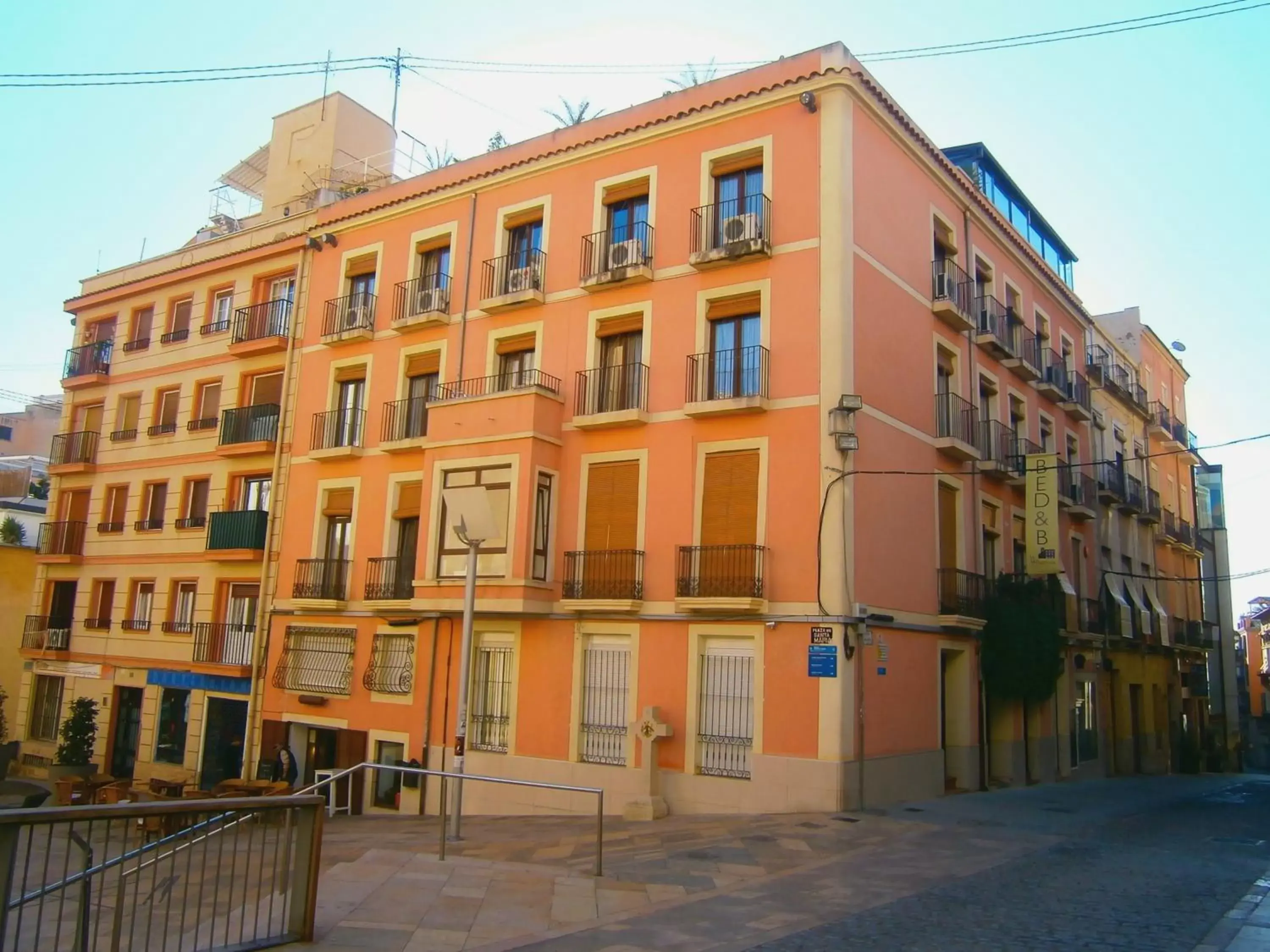 Facade/entrance, Property Building in Hotel La Milagrosa