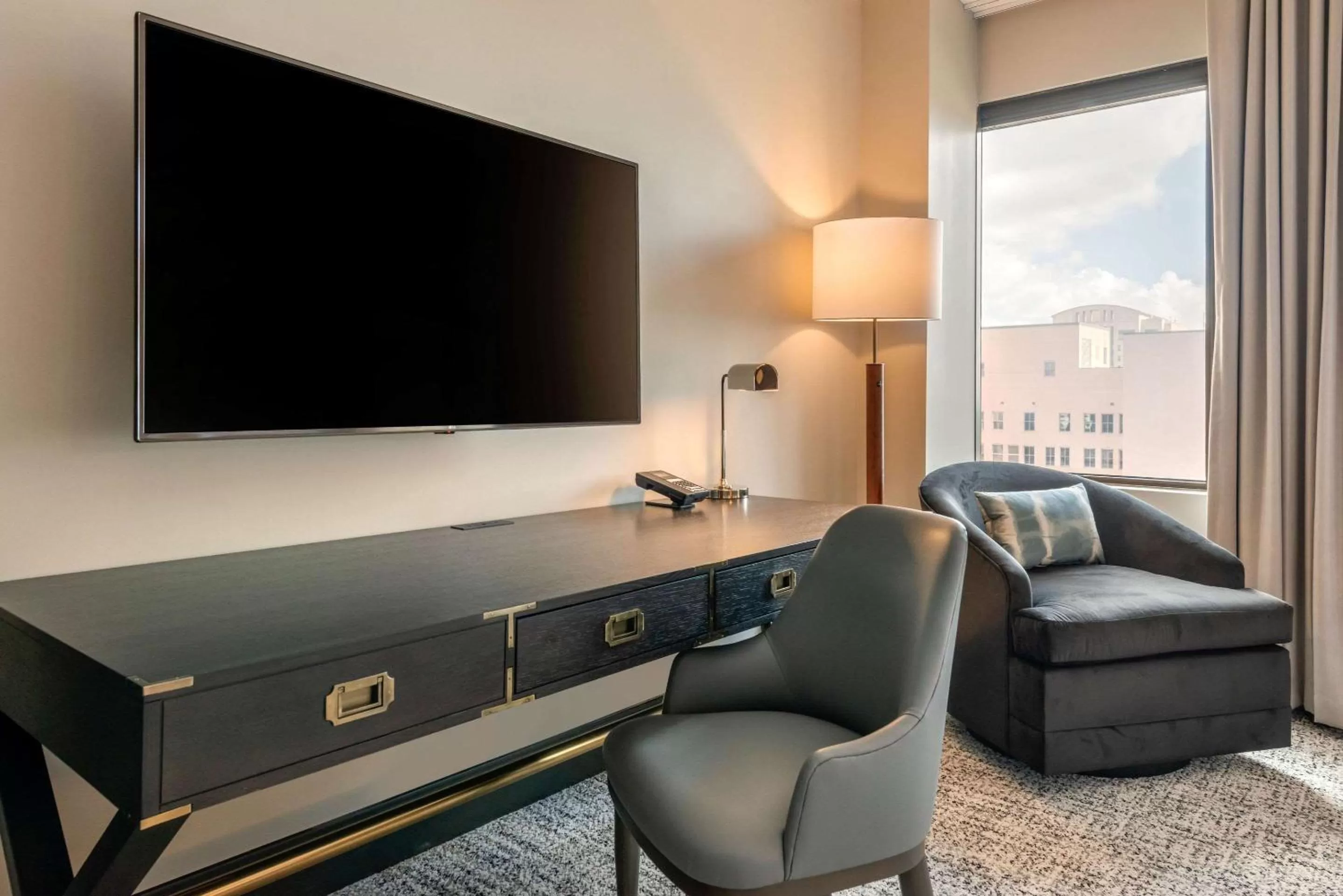 Photo of the whole room in Cambria Hotel Houston Downtown Convention Center