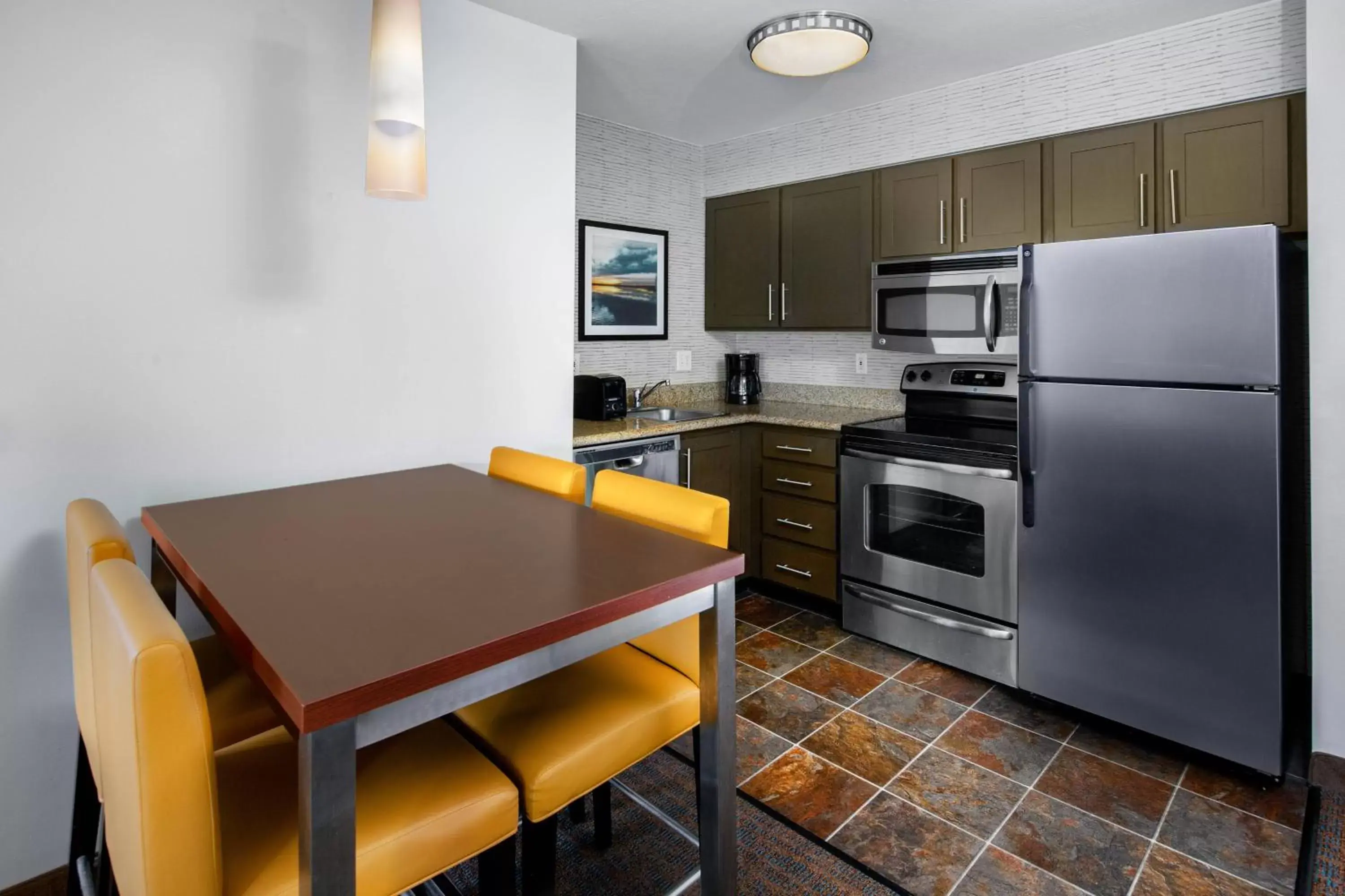 Bedroom, Kitchen/Kitchenette in Residence Inn by Marriott Provo