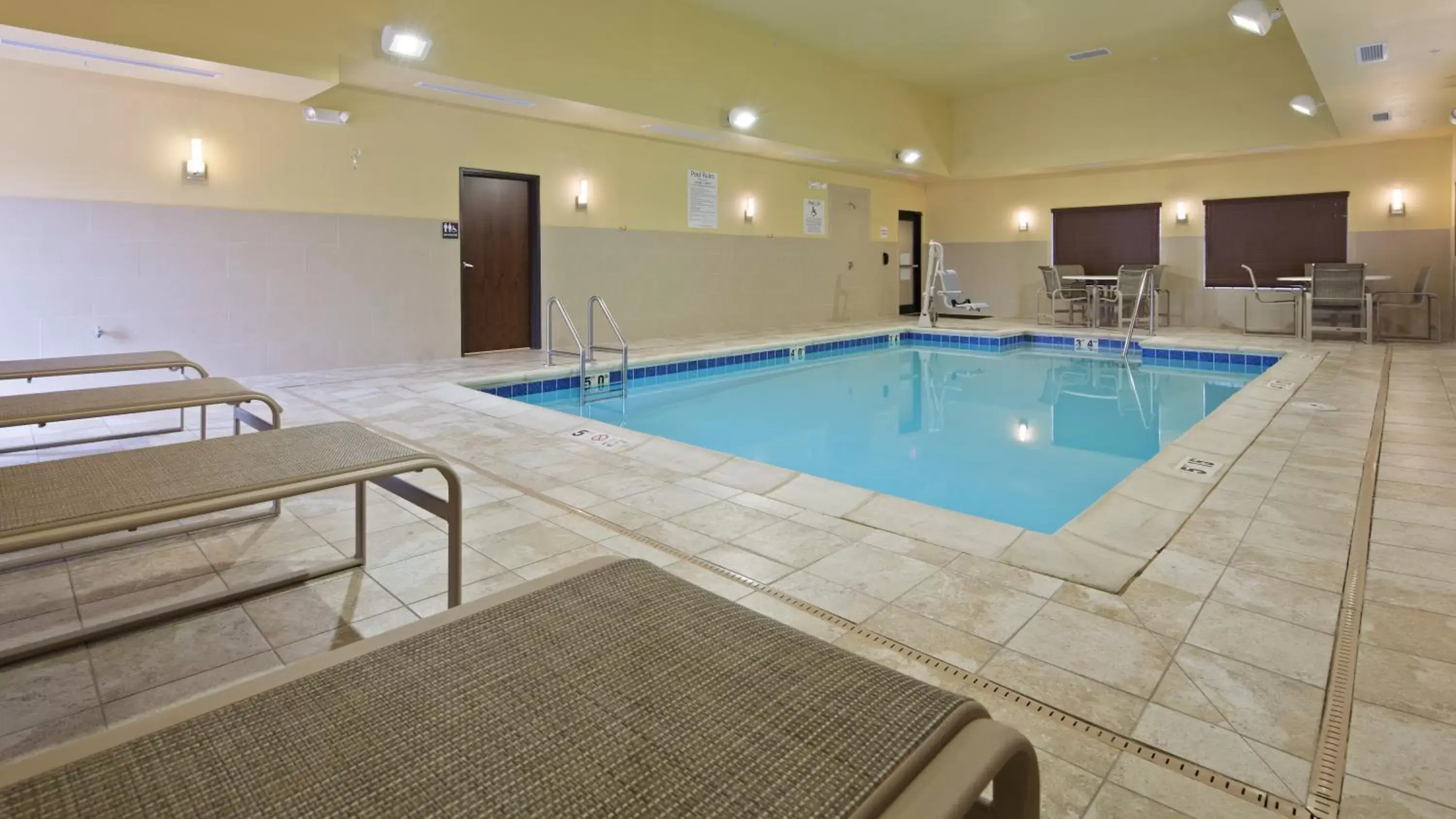 Swimming Pool in Best Western Plus French Lick
