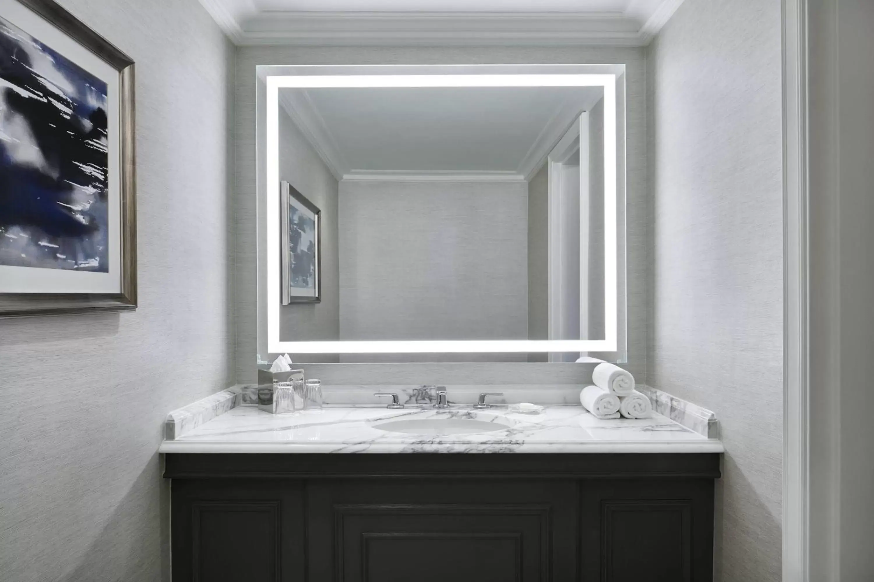 Executive Suite in The Ritz-Carlton, Tysons Corner Executive Suite in The Ritz-Carlton, Tysons Corner