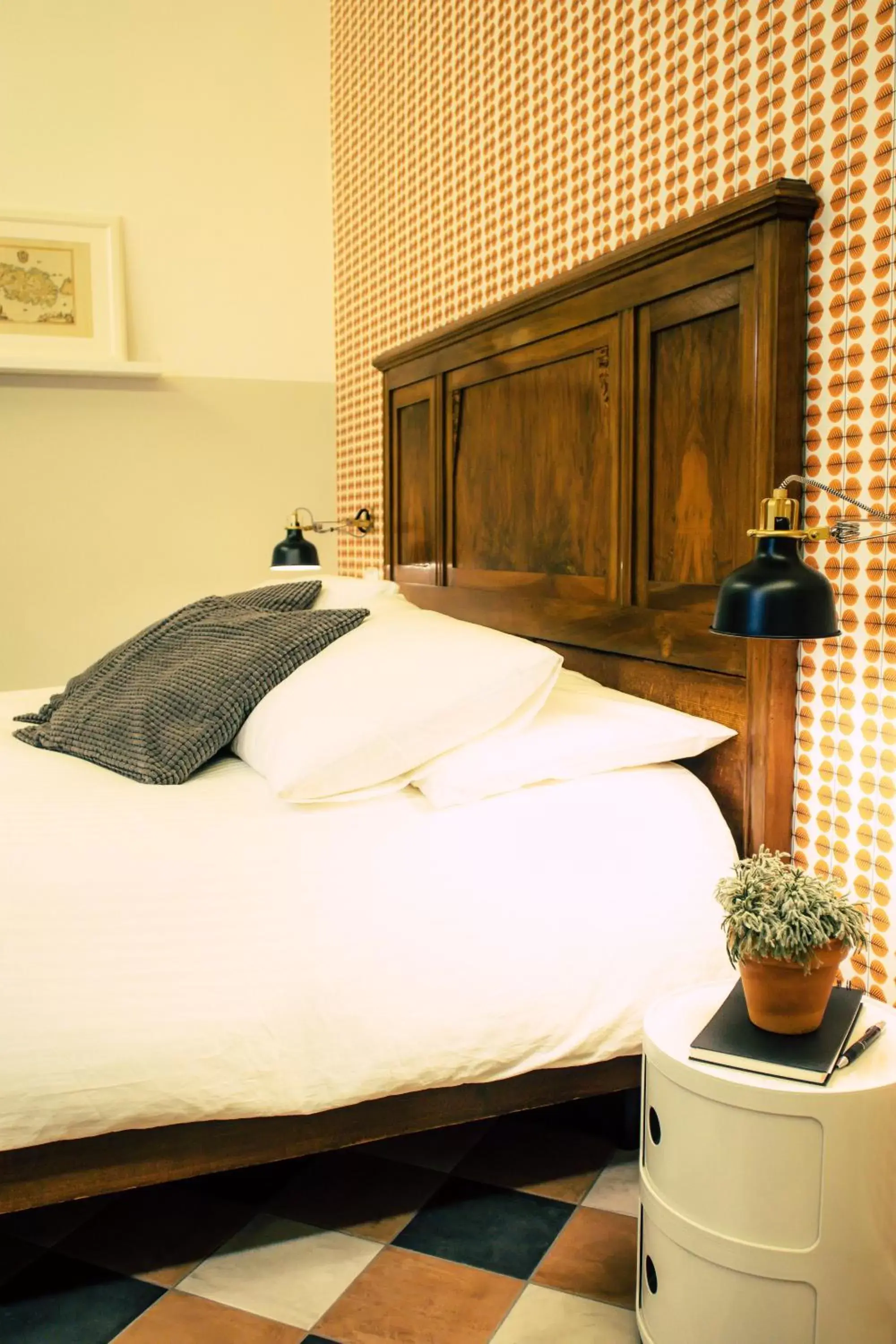 Bed in Arsenale Suites