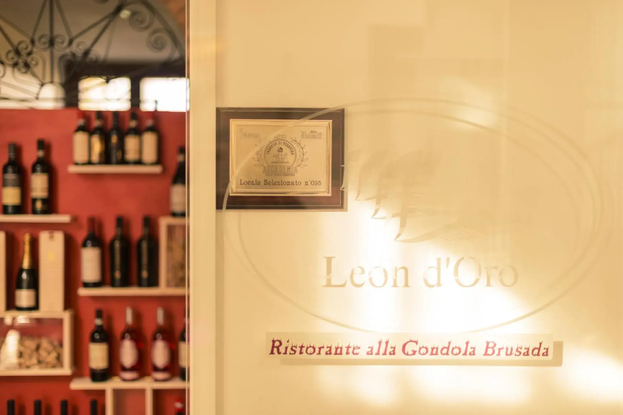 Restaurant/places to eat in Relais Leon d'Oro