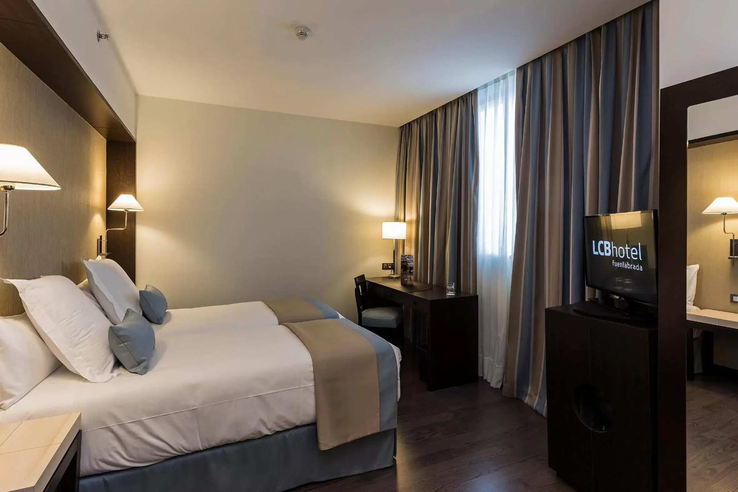 Twin Room in LCB Hotel Fuenlabrada