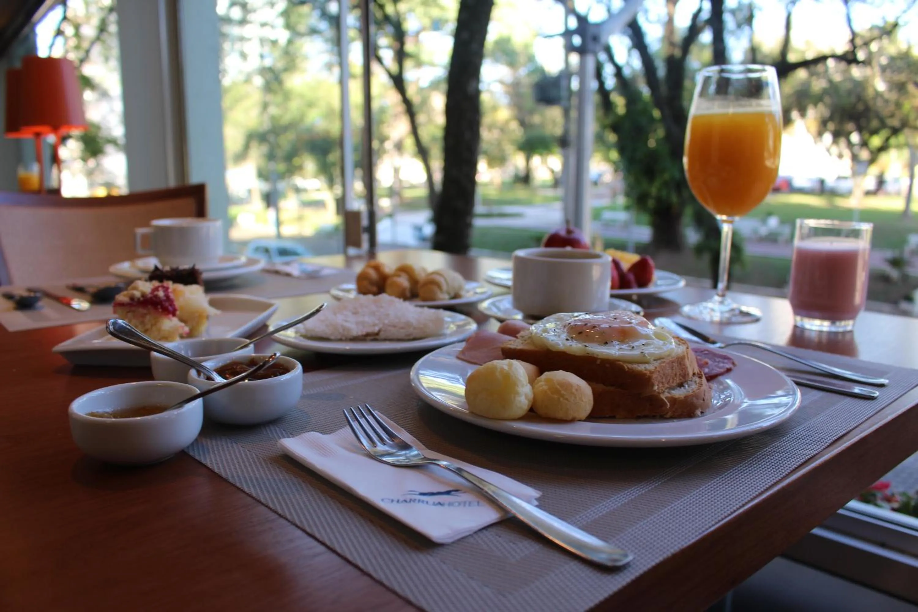 Food in Charrua Hotel