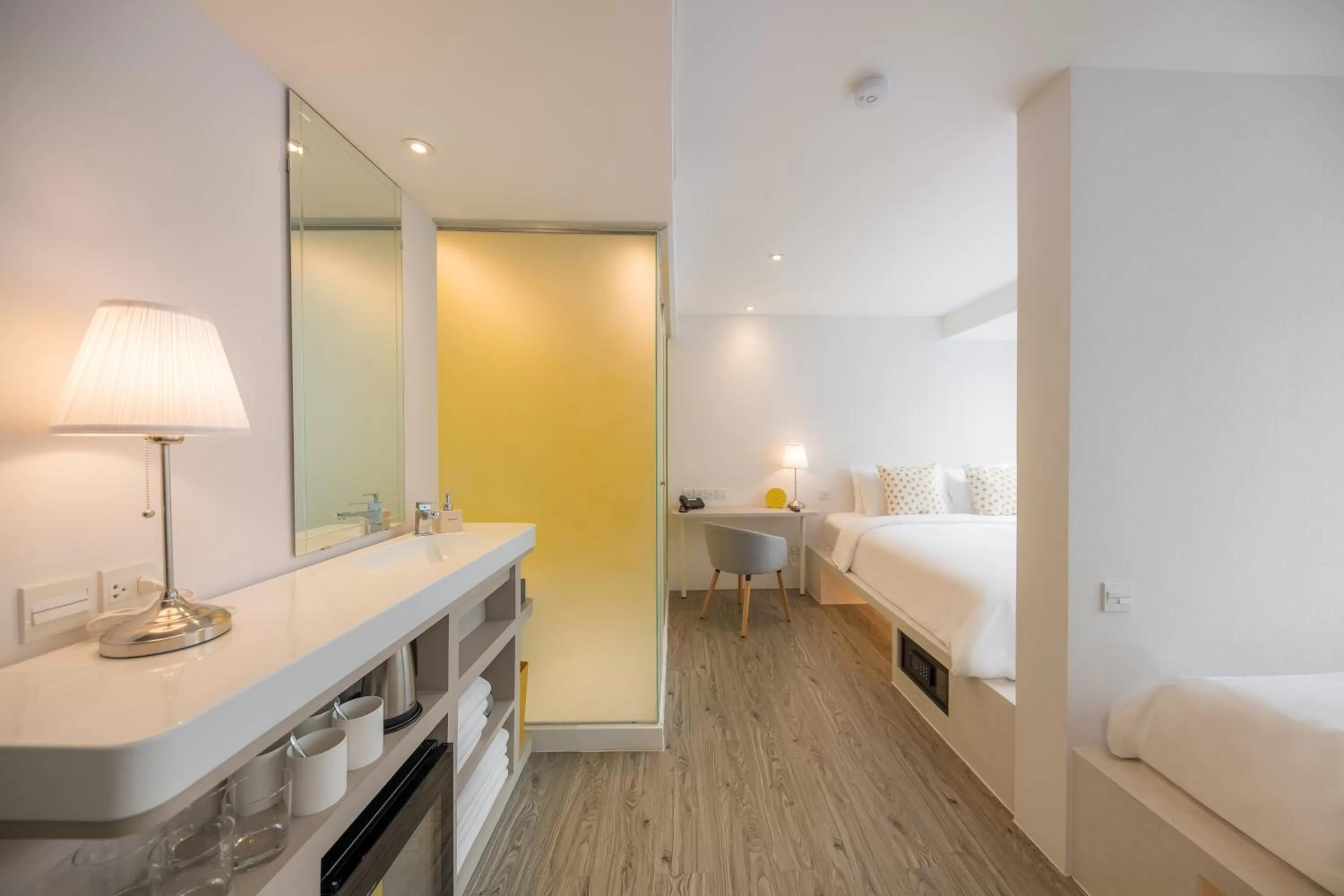 Bed in Yello Rooms Hotel Victory Monument