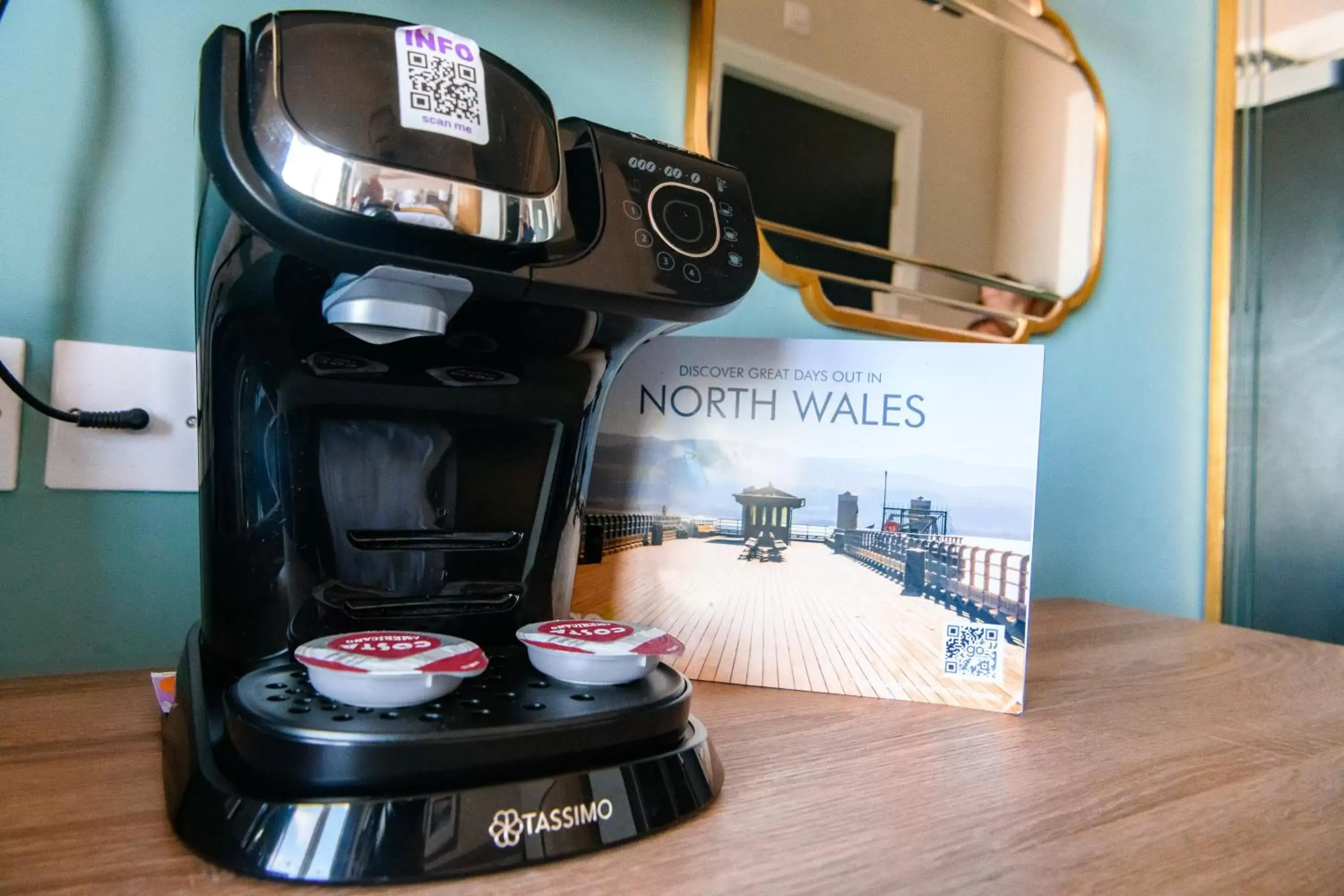 Coffee/tea facilities in Llandudno Bay Hotel